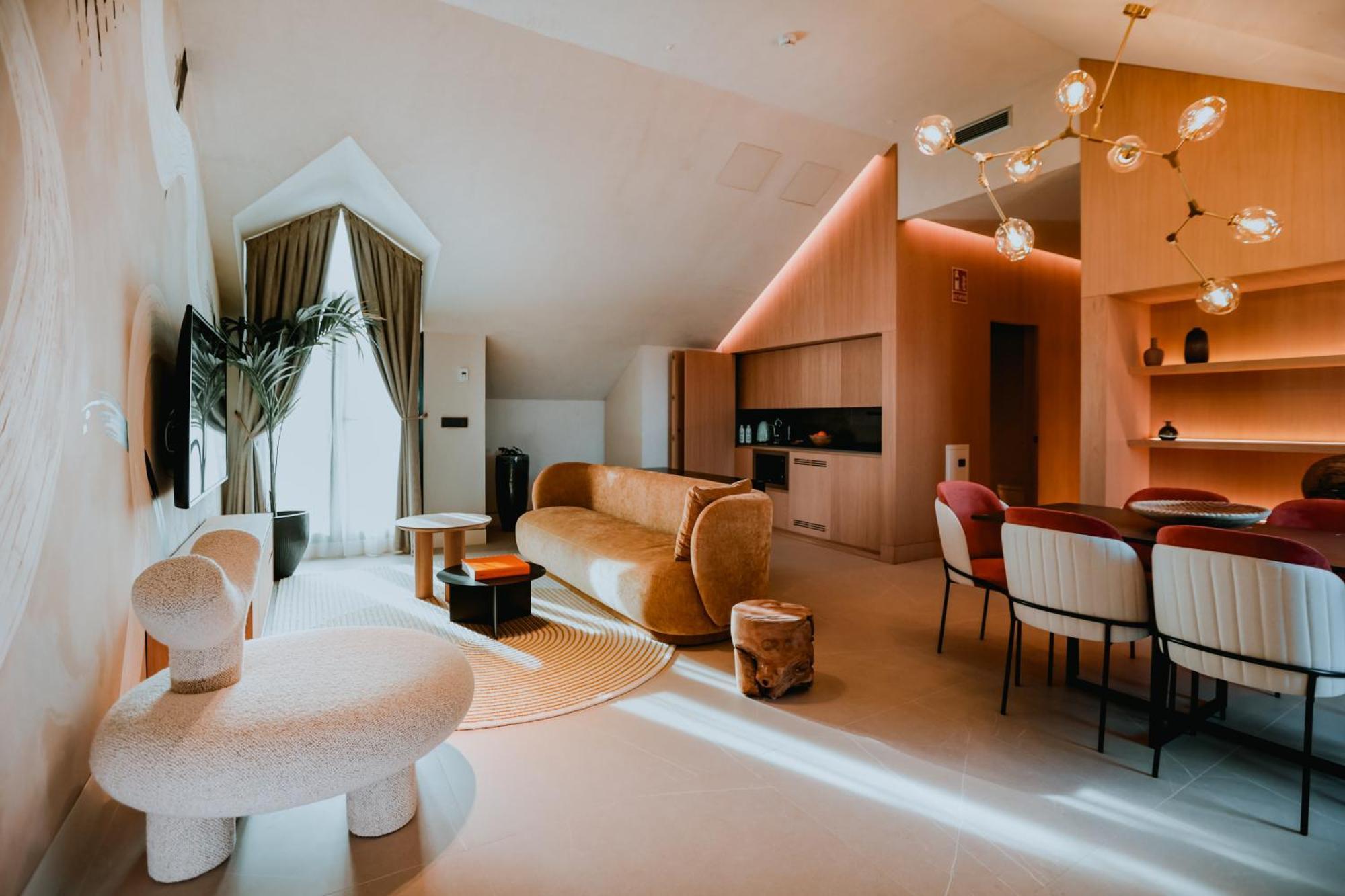SO VIP El Cortijo Two Bedrooms Suite with Terrace and View