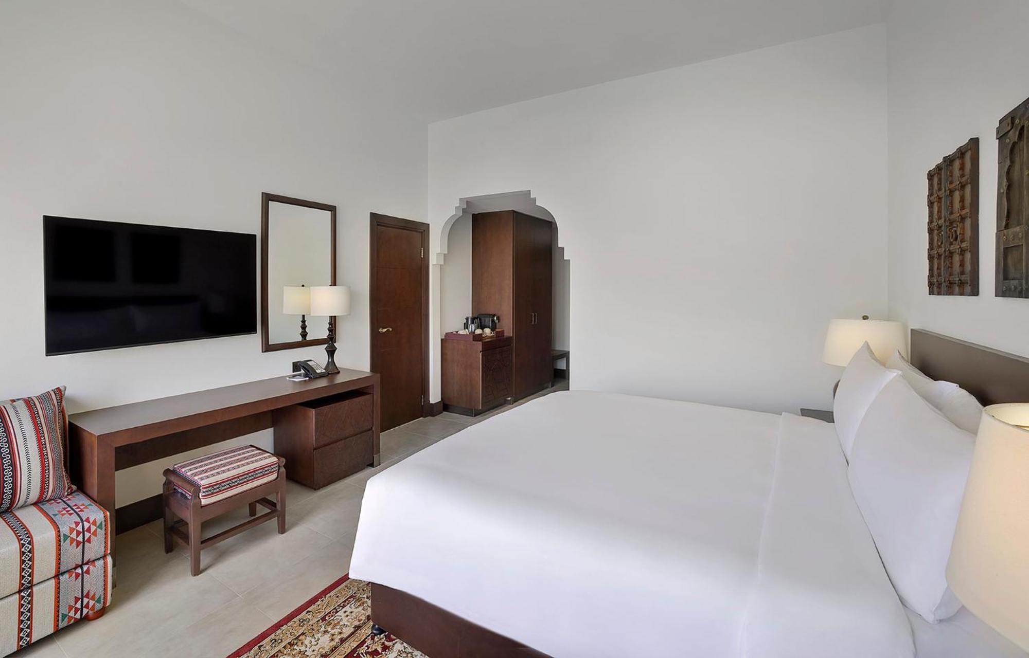 Deluxe King Room Resort view