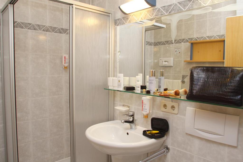 Quarto Duplo com Vista das Montanhas