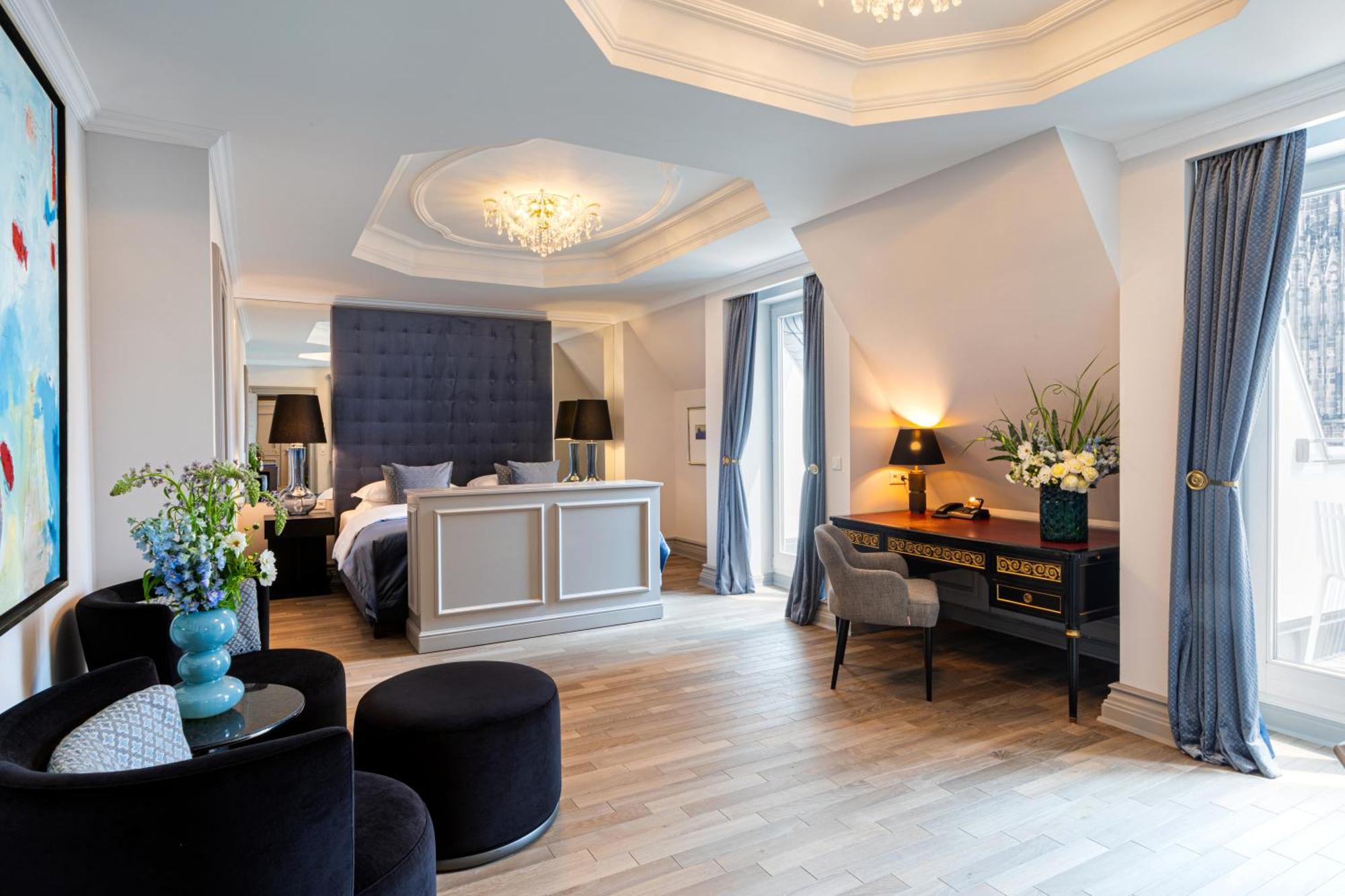 Excelsior Suite