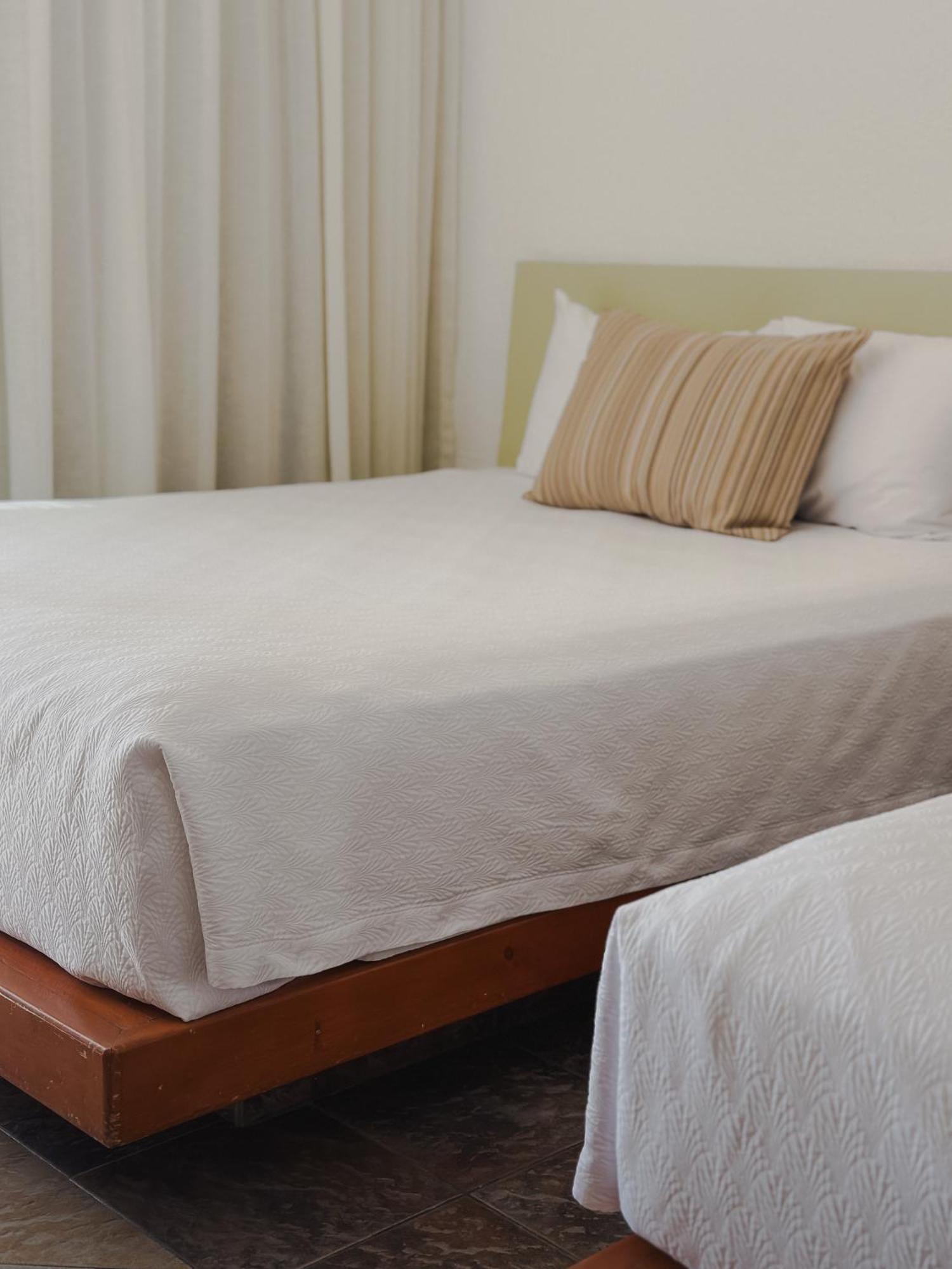 Standard Room 2 queen size beds balcony