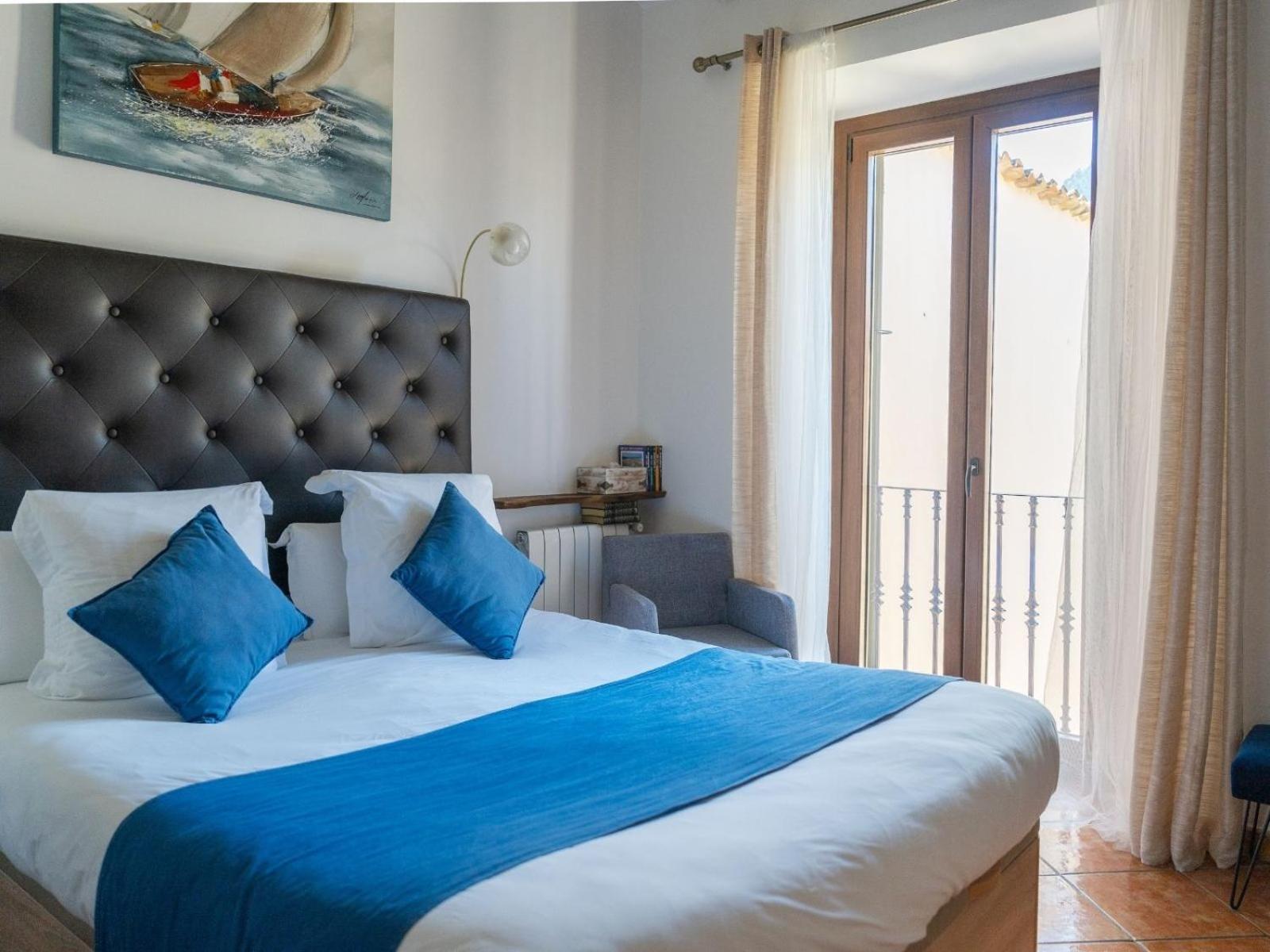 Double Room with Mountain View
