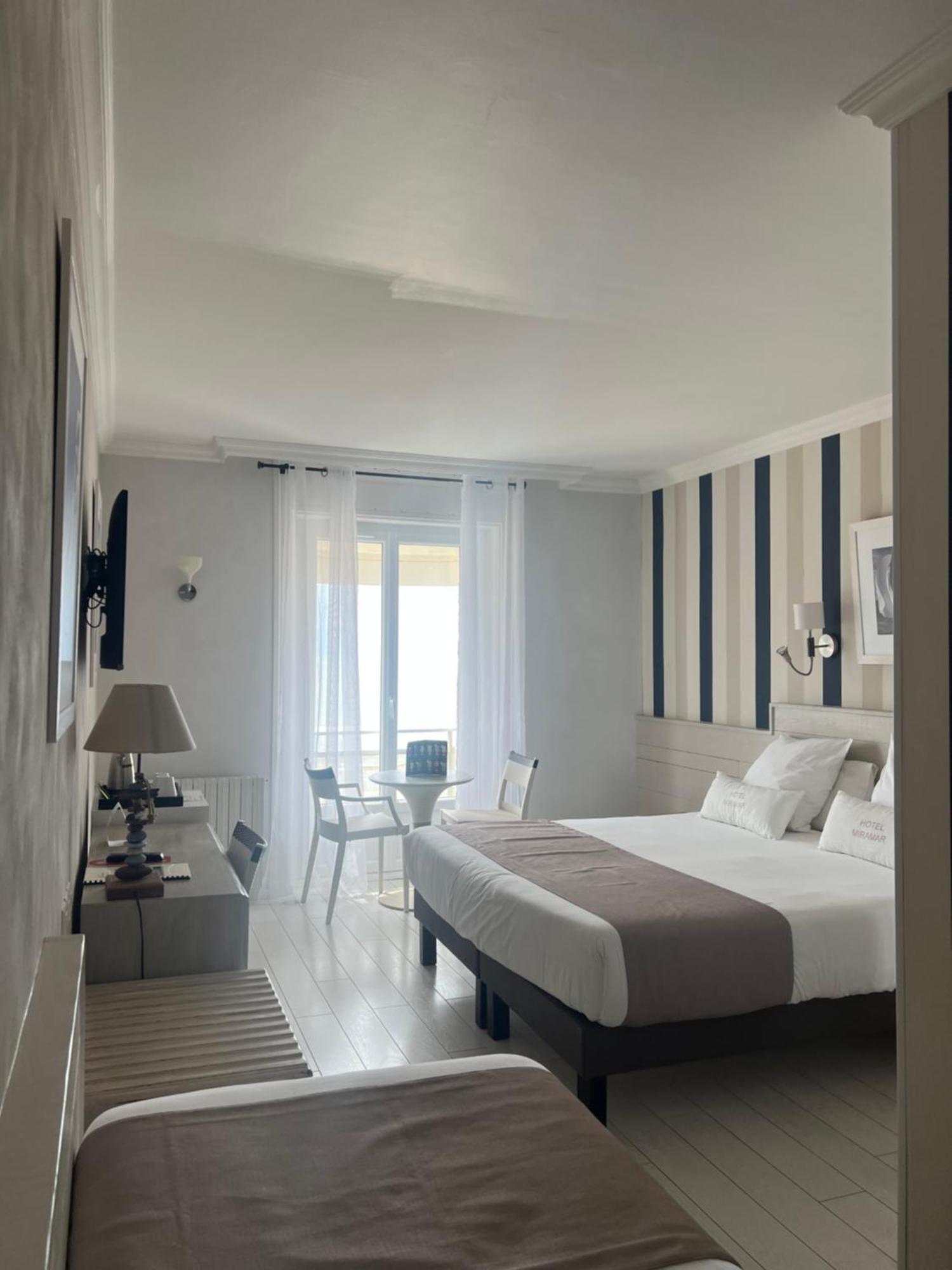 Chambre Triple Supérieure - Vue sur Mer