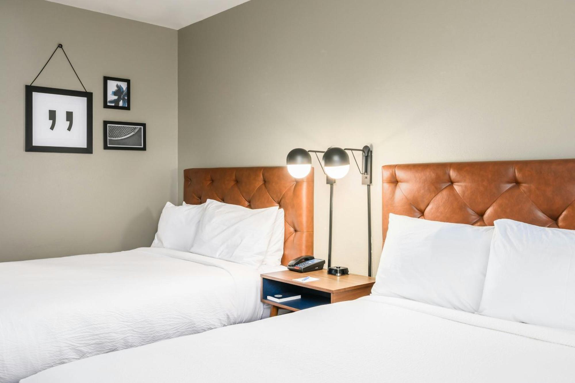 Standard Queen Room with Two Queen Beds