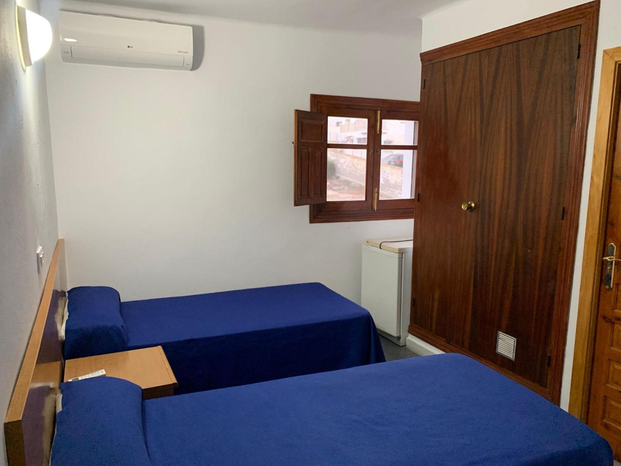 Budget Double Room Annex