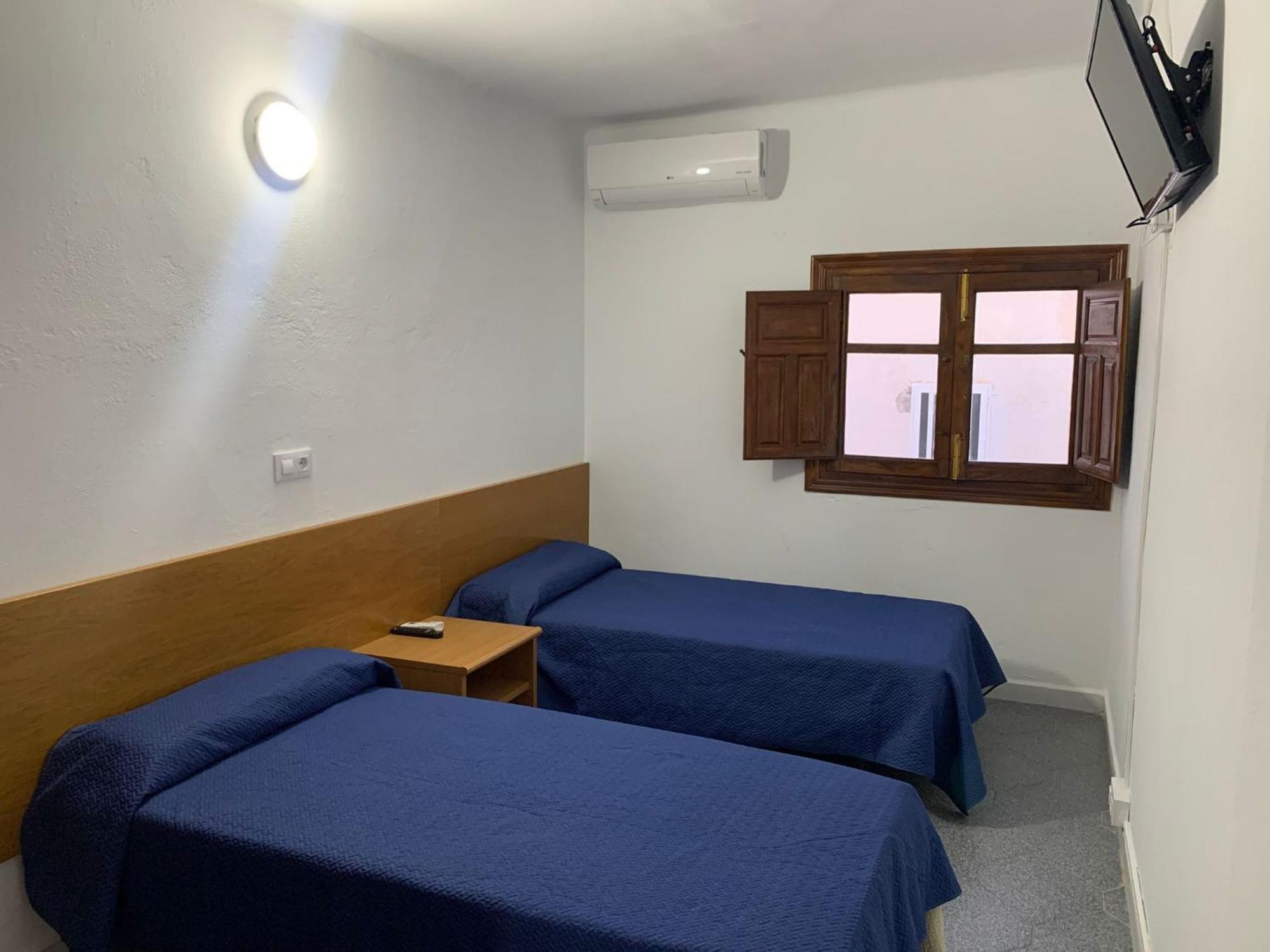 Budget Double Room Annex