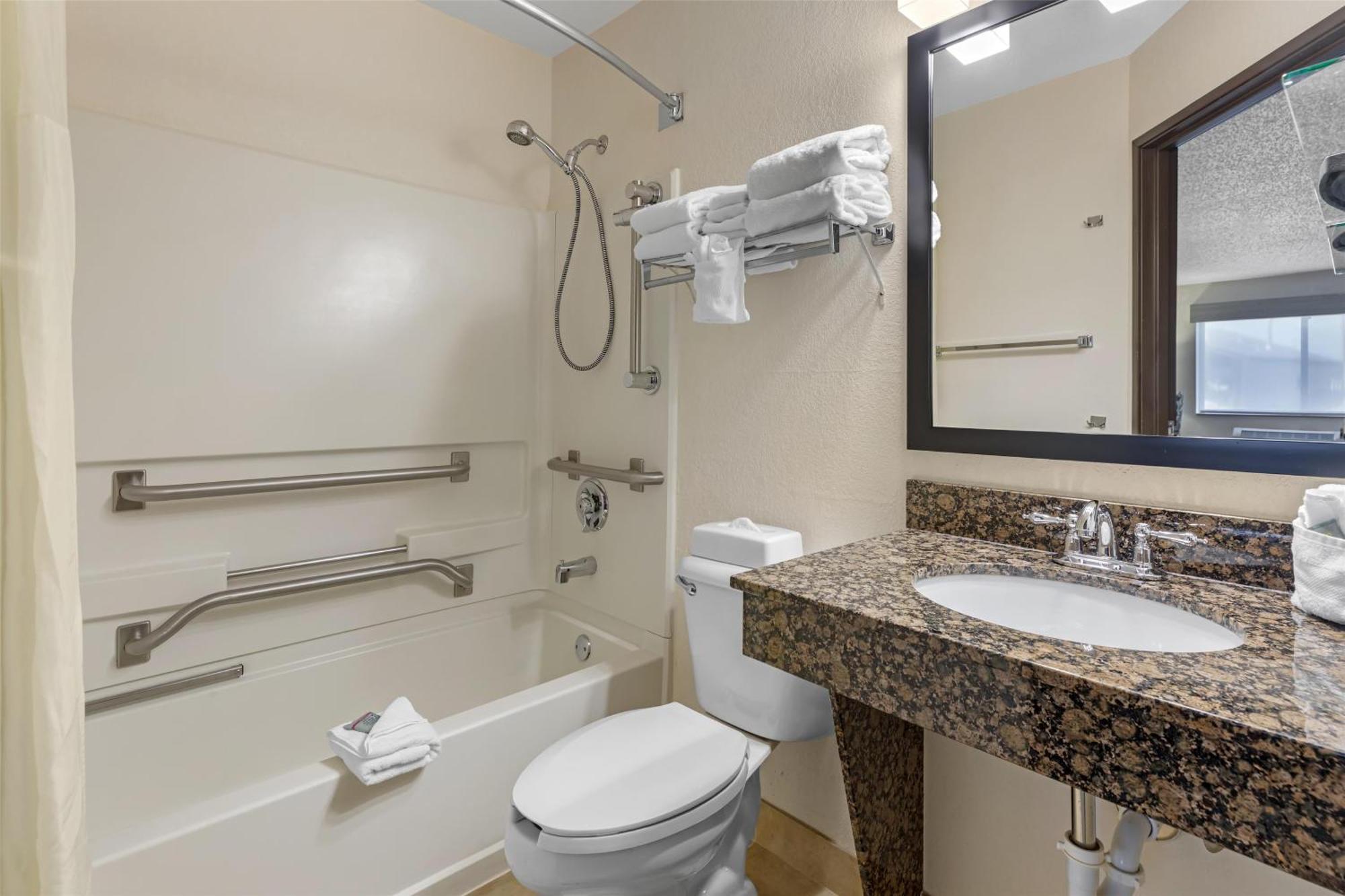 Queen Room with Two Queen Beds - Mobility Access