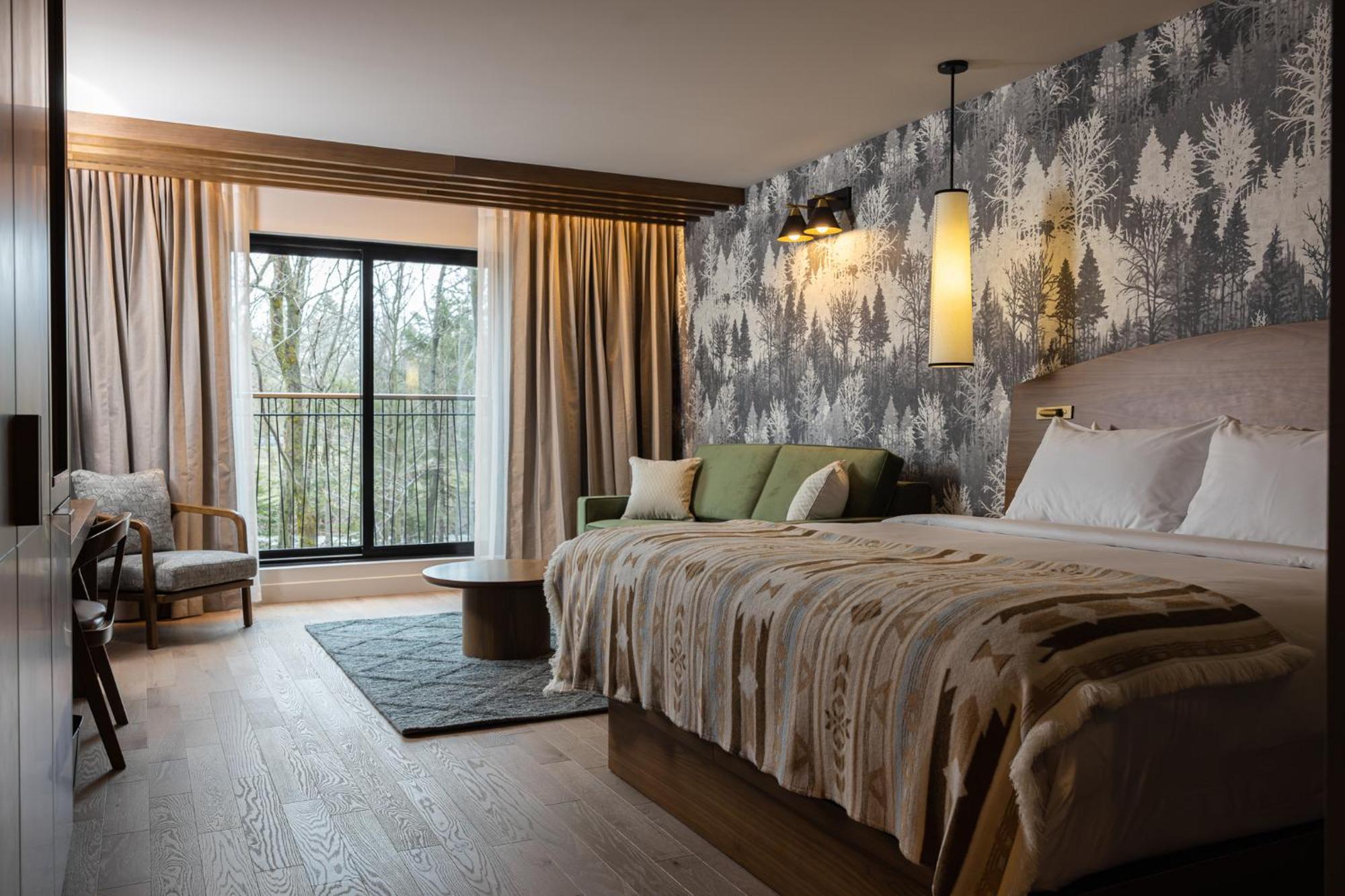Standard King Room