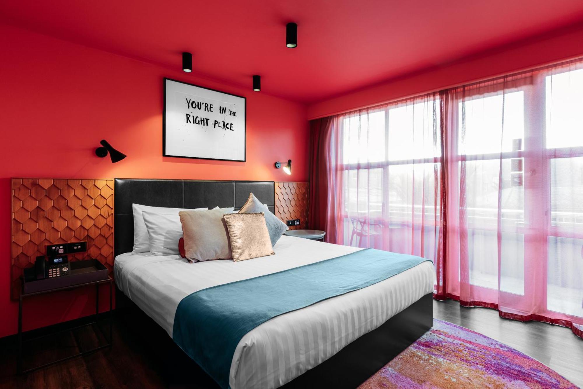 King Room Blush