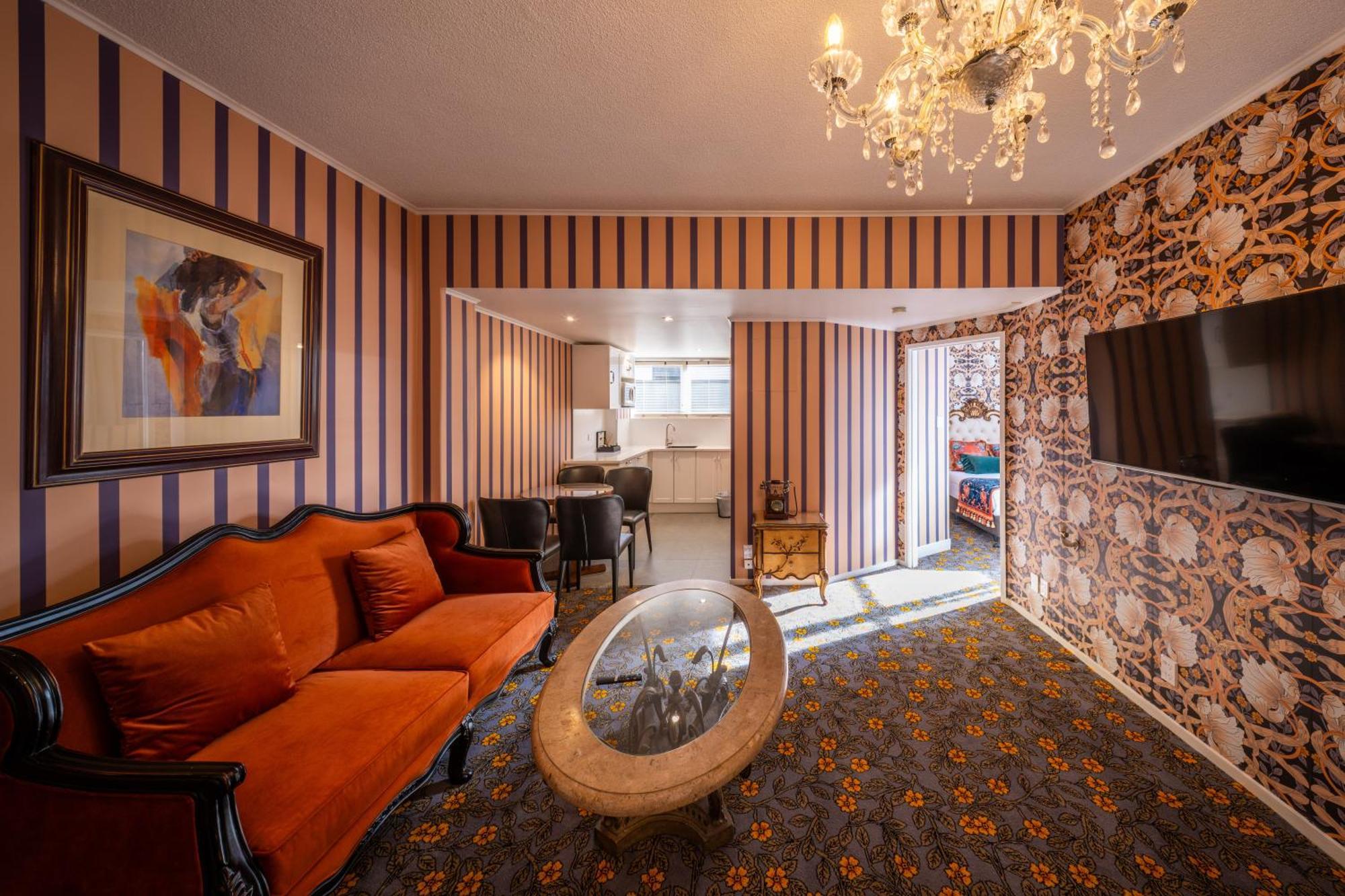 Two-Bedroom Suite