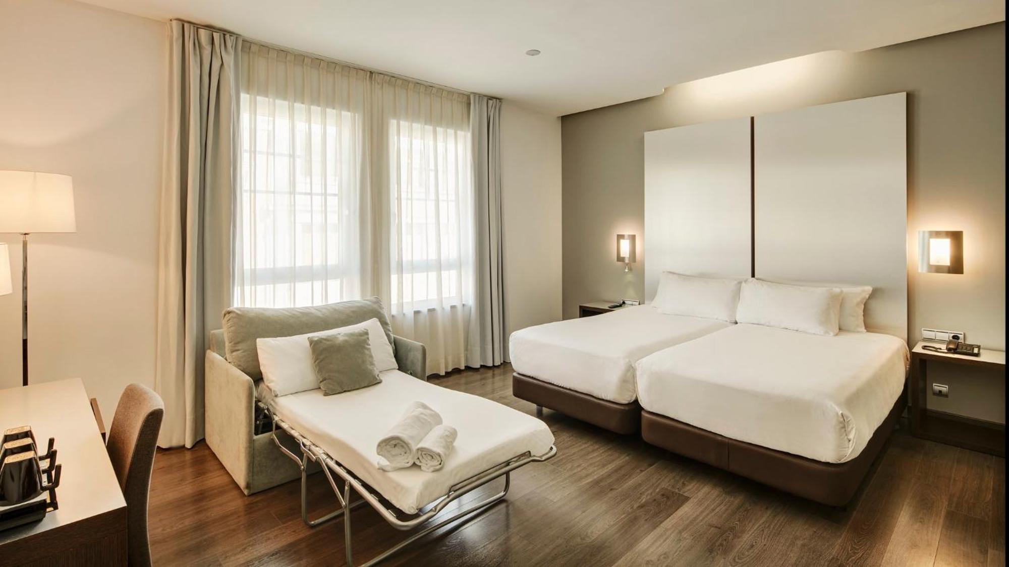 Triple Room,1691990670:JPEG