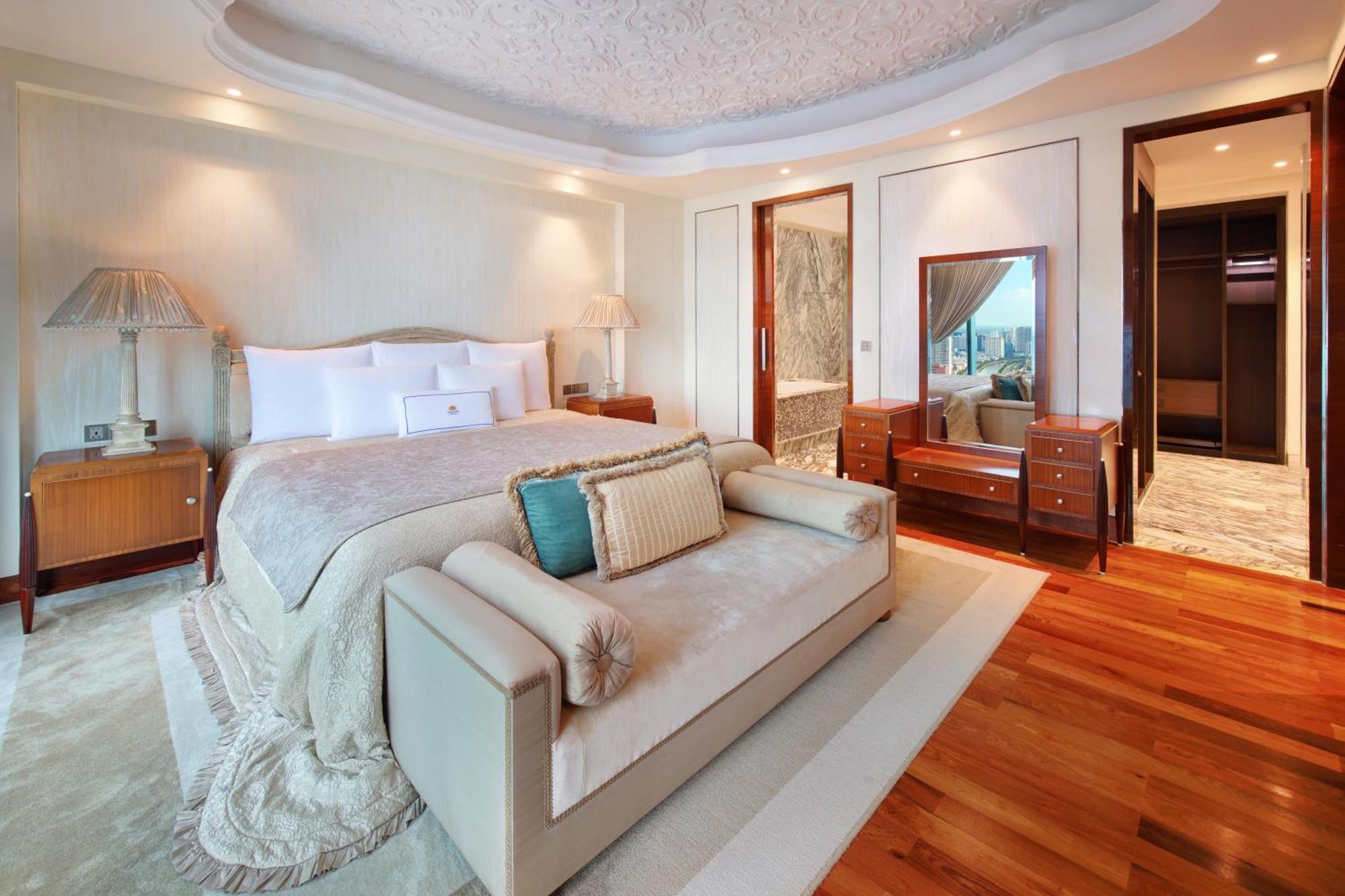 Executive Suite High Floor Executive Lounge Access