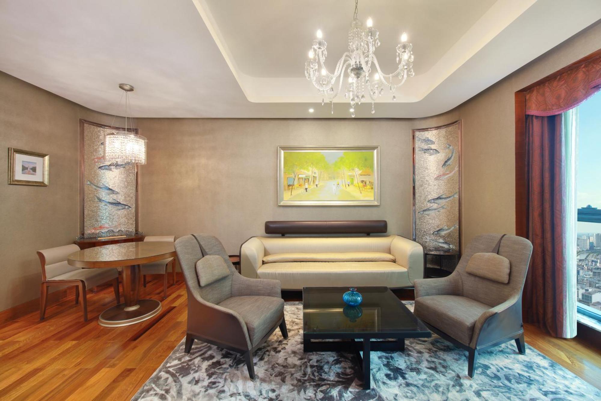 Executive Suite High Floor Executive Lounge Access
