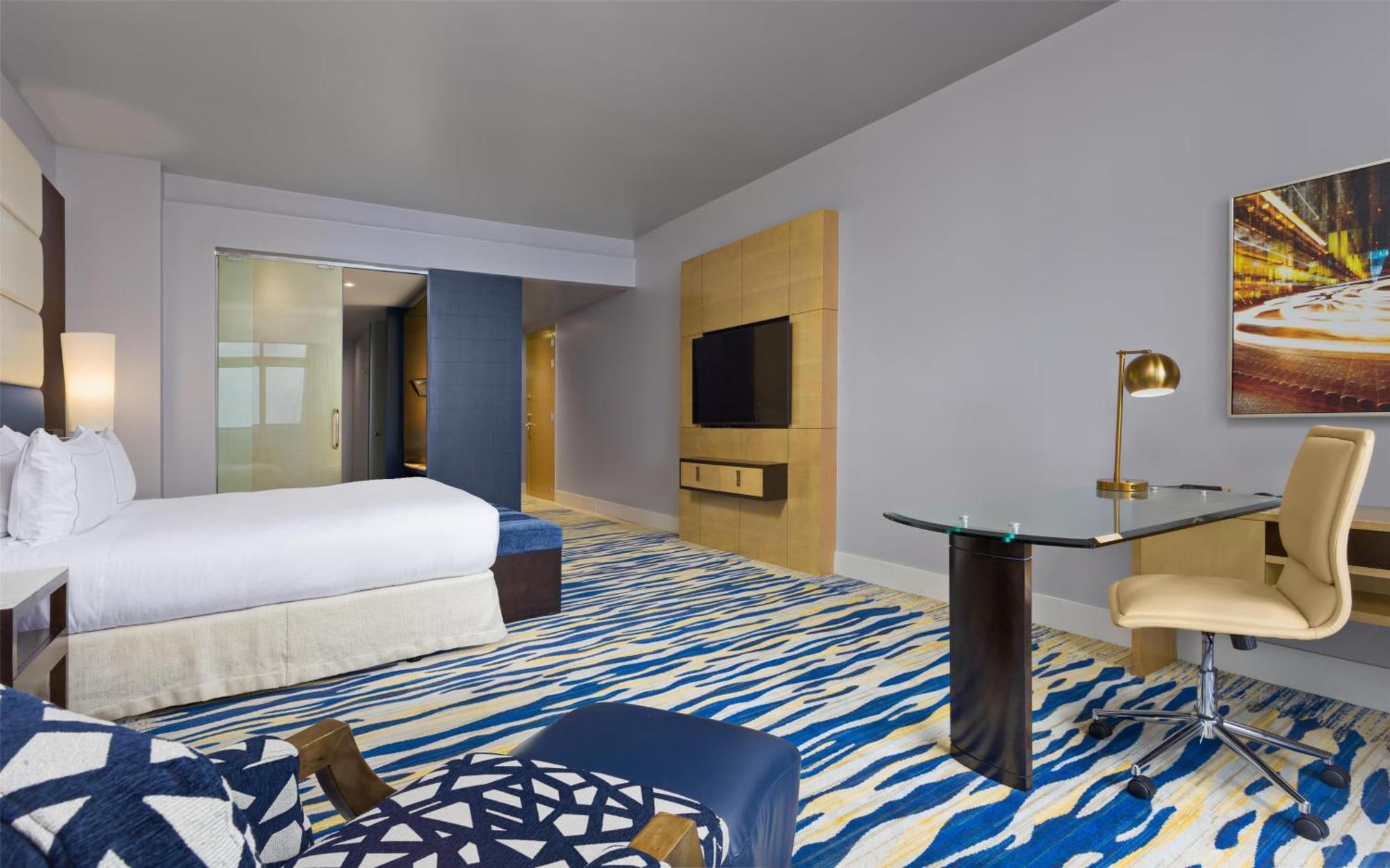 Premium Ocean View 1 King Bed