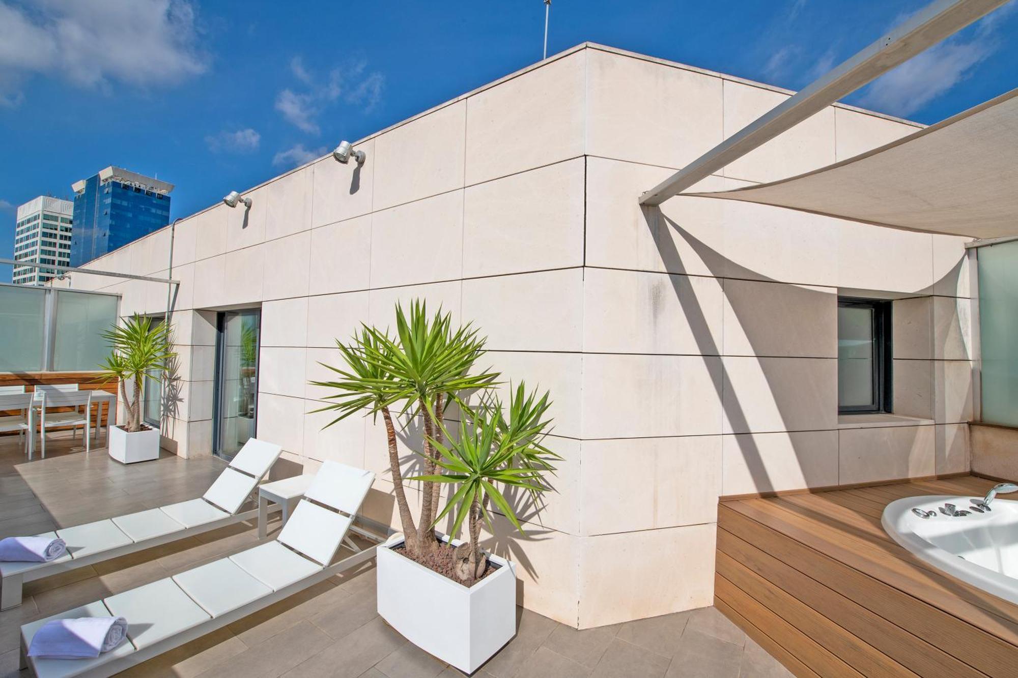Junior Suite Jacuzzi on the Terrace
