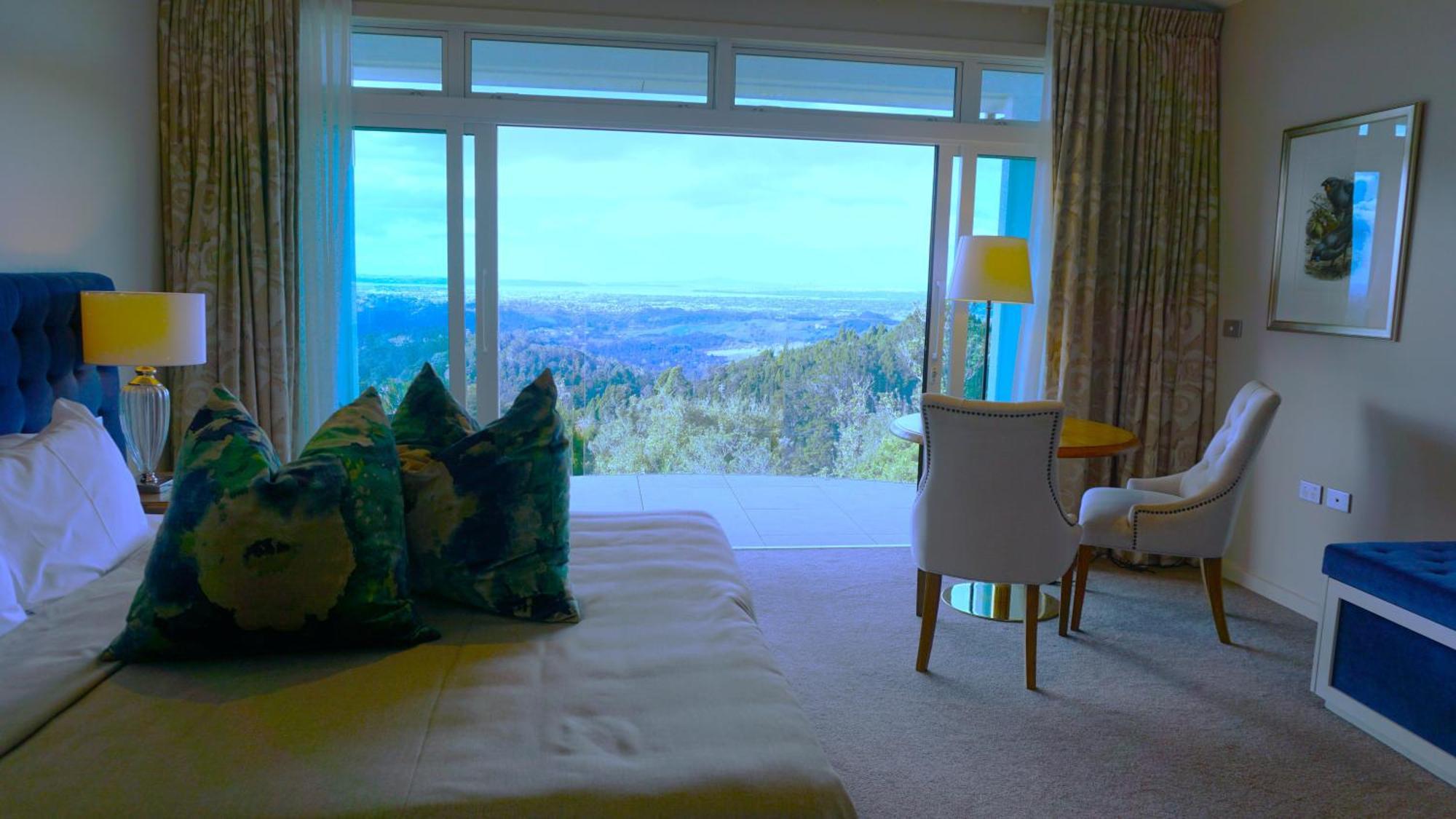 Premier Room City View
