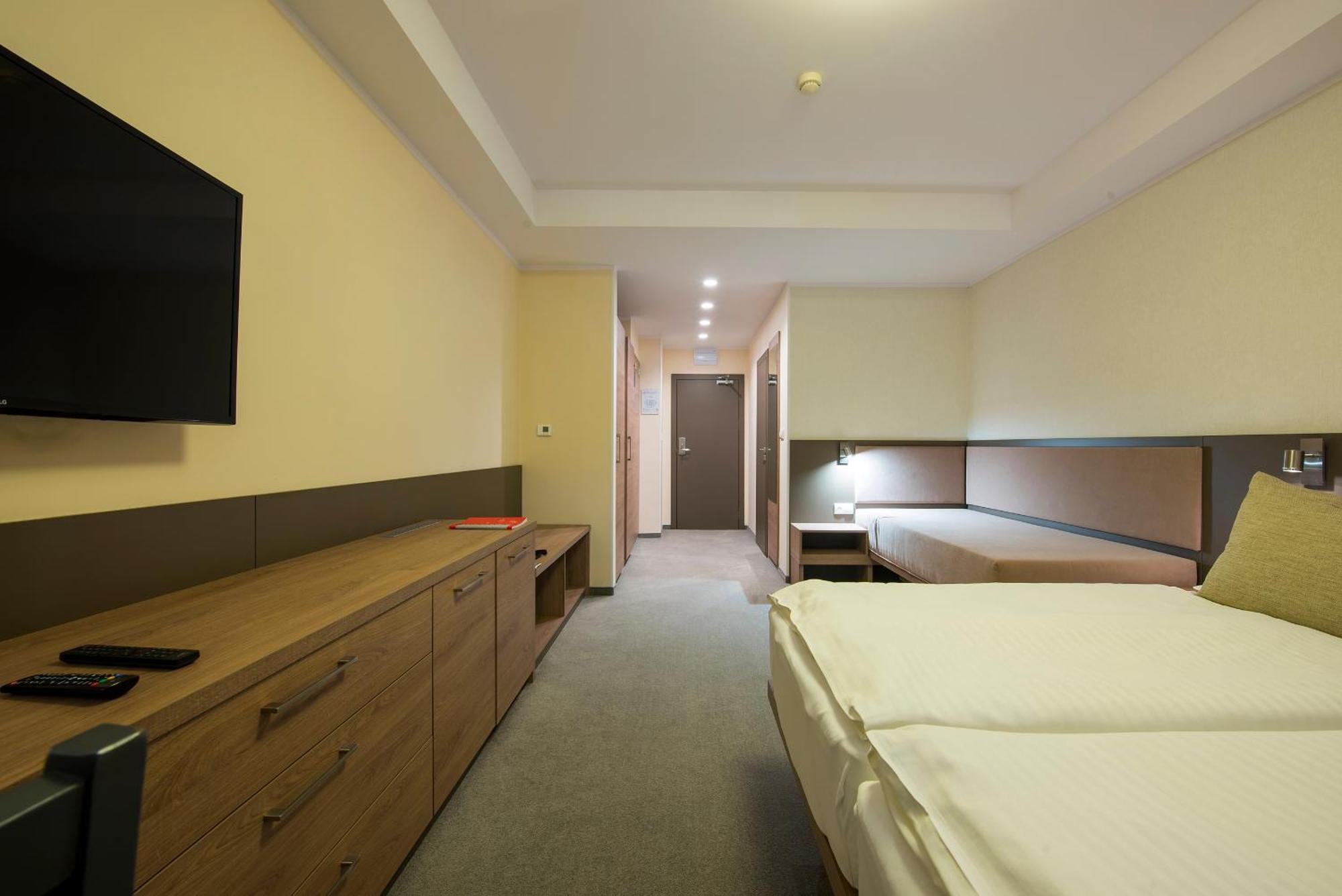Double Room with Mountain View without Balcony