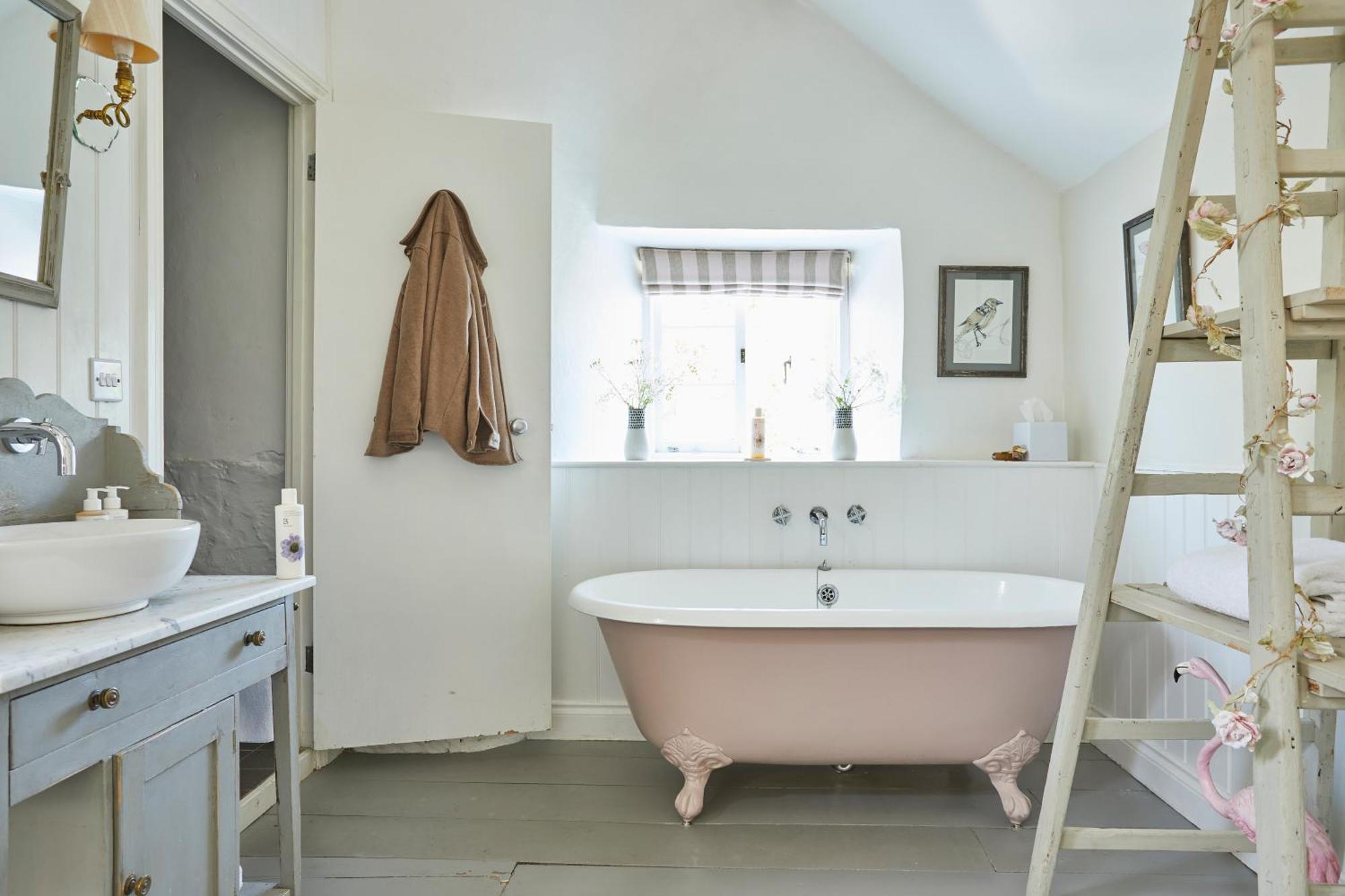 Large Double Loft Room