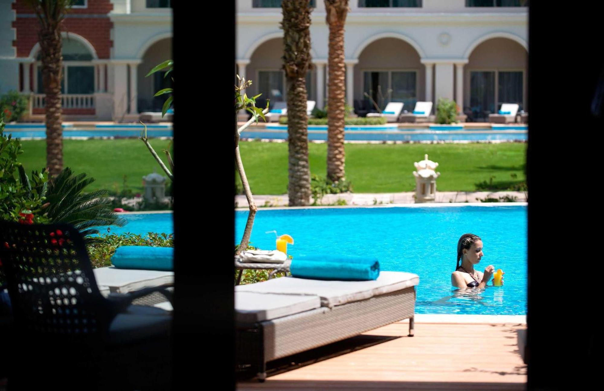 Swim Up Suite Adults Only