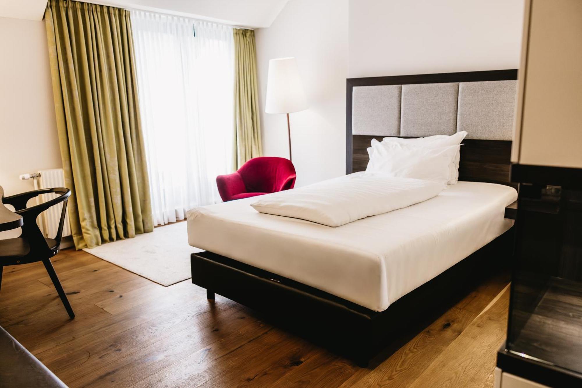 Superior Single Room balcony