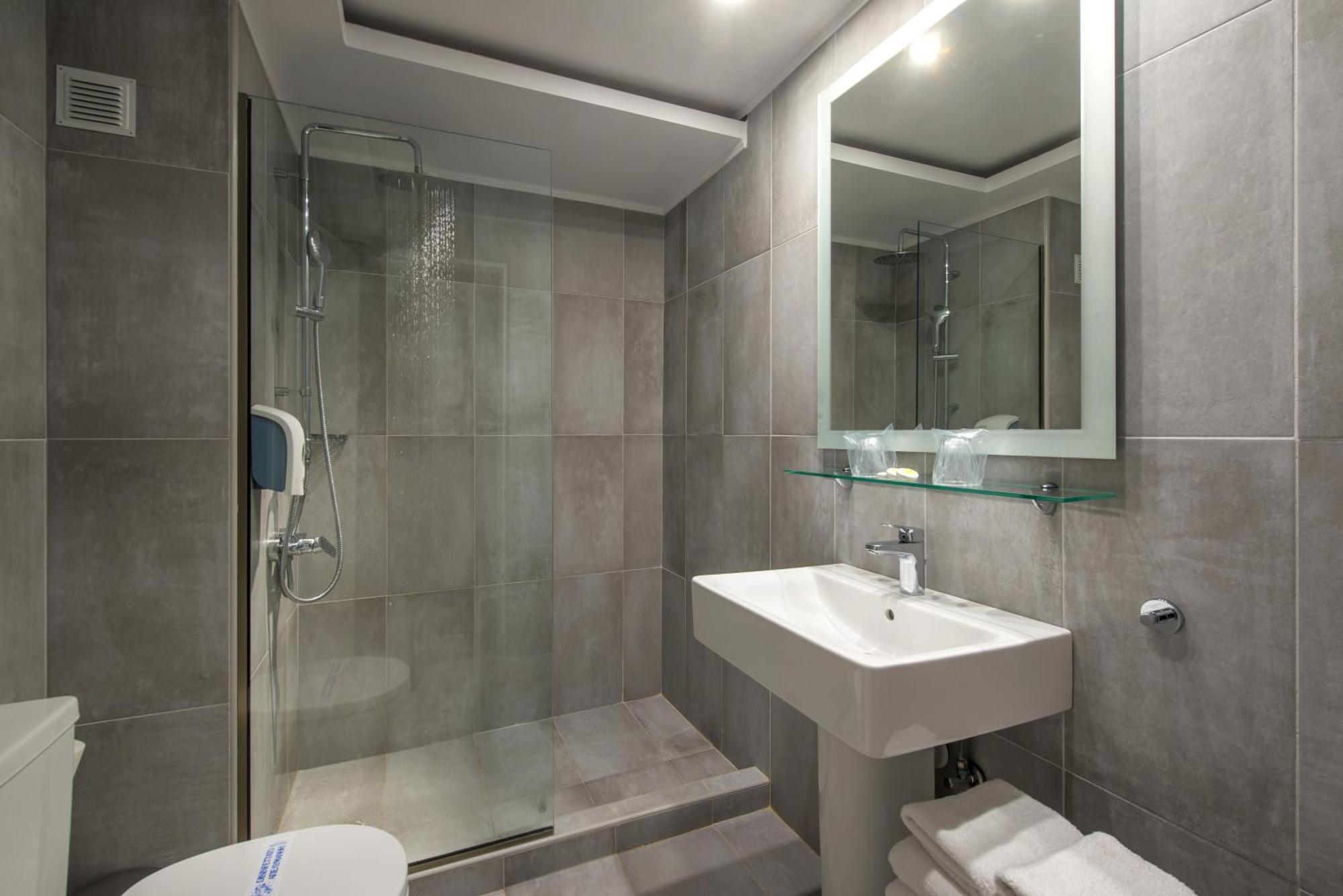 Chambre Double ou Lits Jumeaux - Vue sur Montagnes
