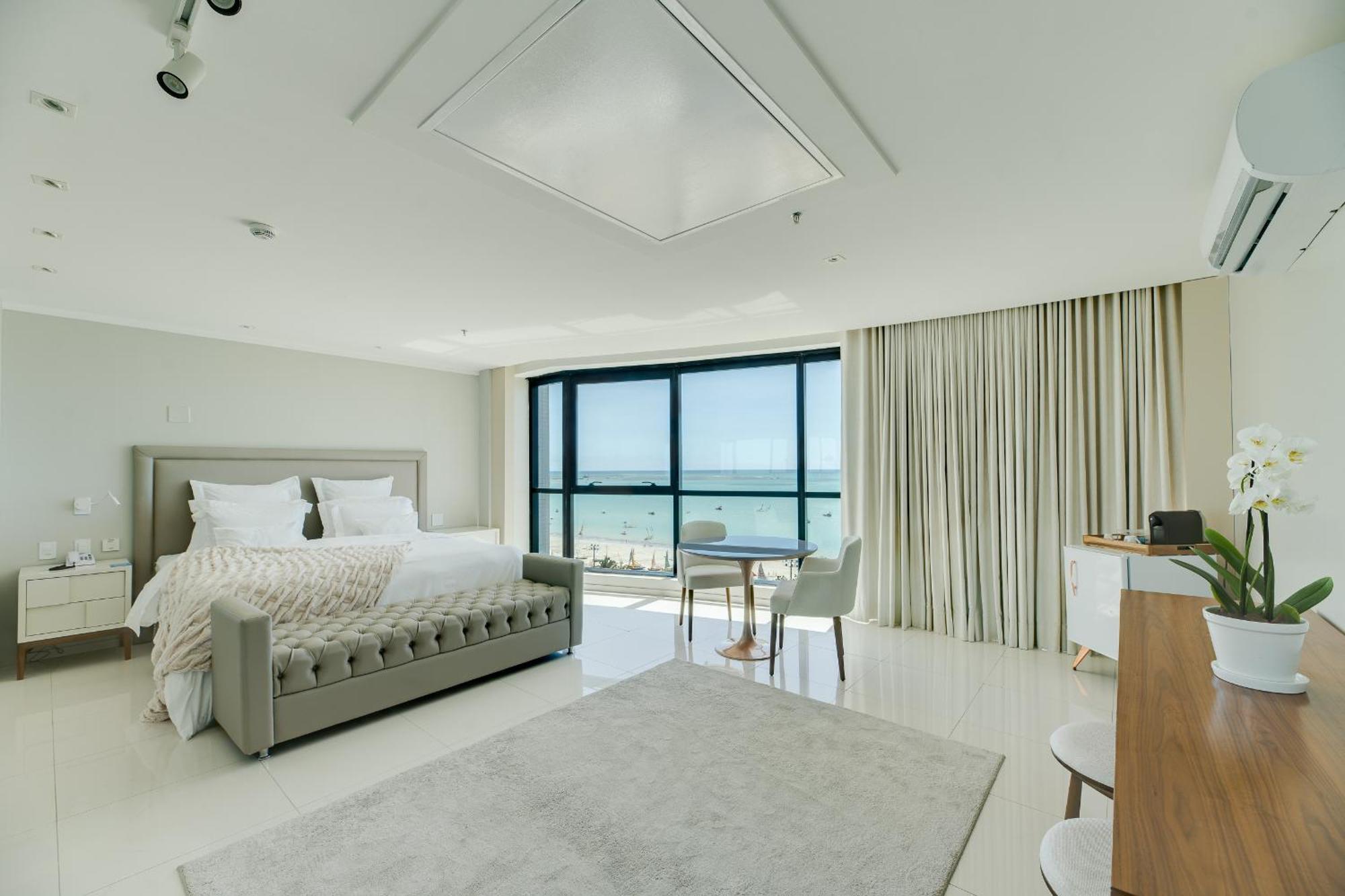 King Suite Sea View