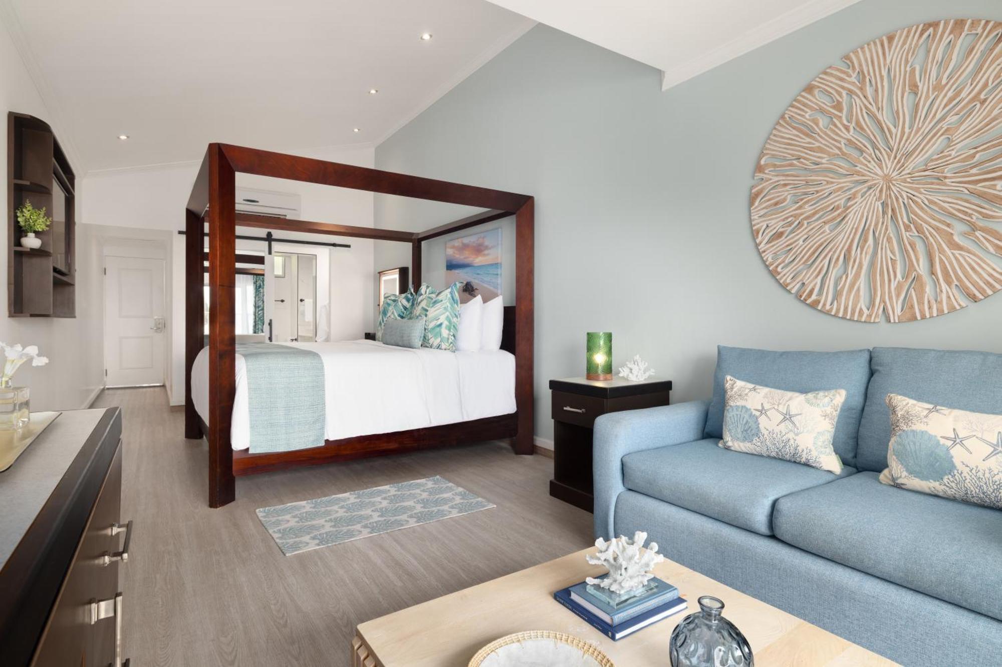 Harmony Concierge JR Suite Club Level Ocean View – Adults Only