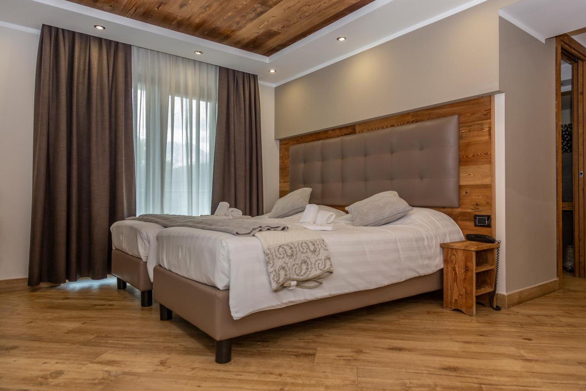 Double or Twin Room,1703560531:JPEG