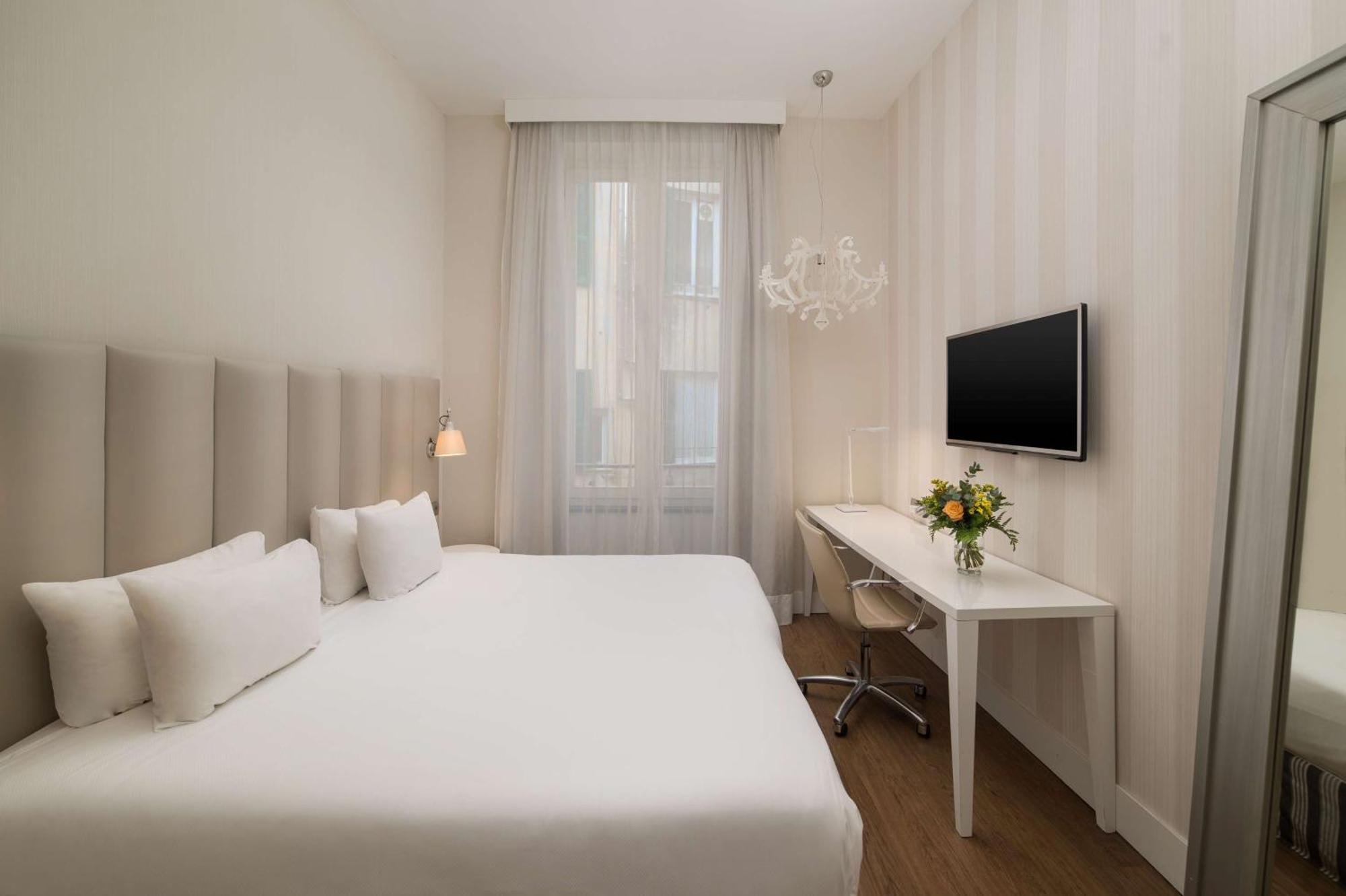 Superior Double or Twin Room,1705562762:JPEG