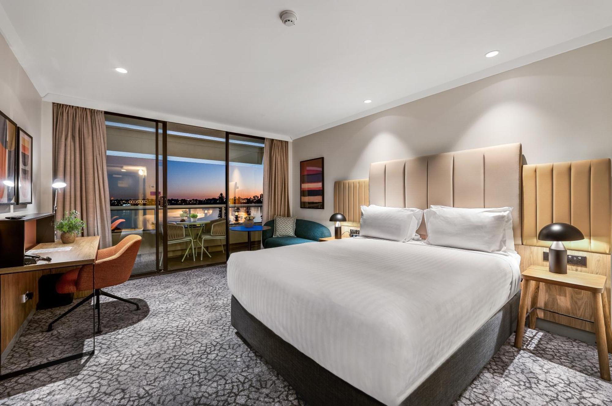 Premium Queen Room Balcony River View