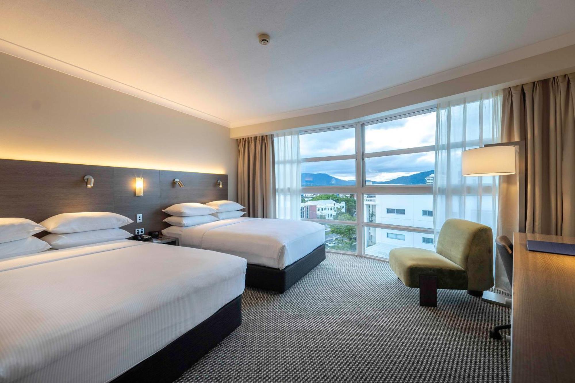 Deluxe Double Double Room Mountain View