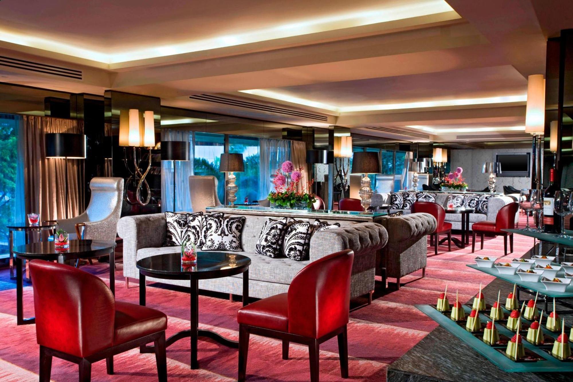 Executive Twin Room High Floor