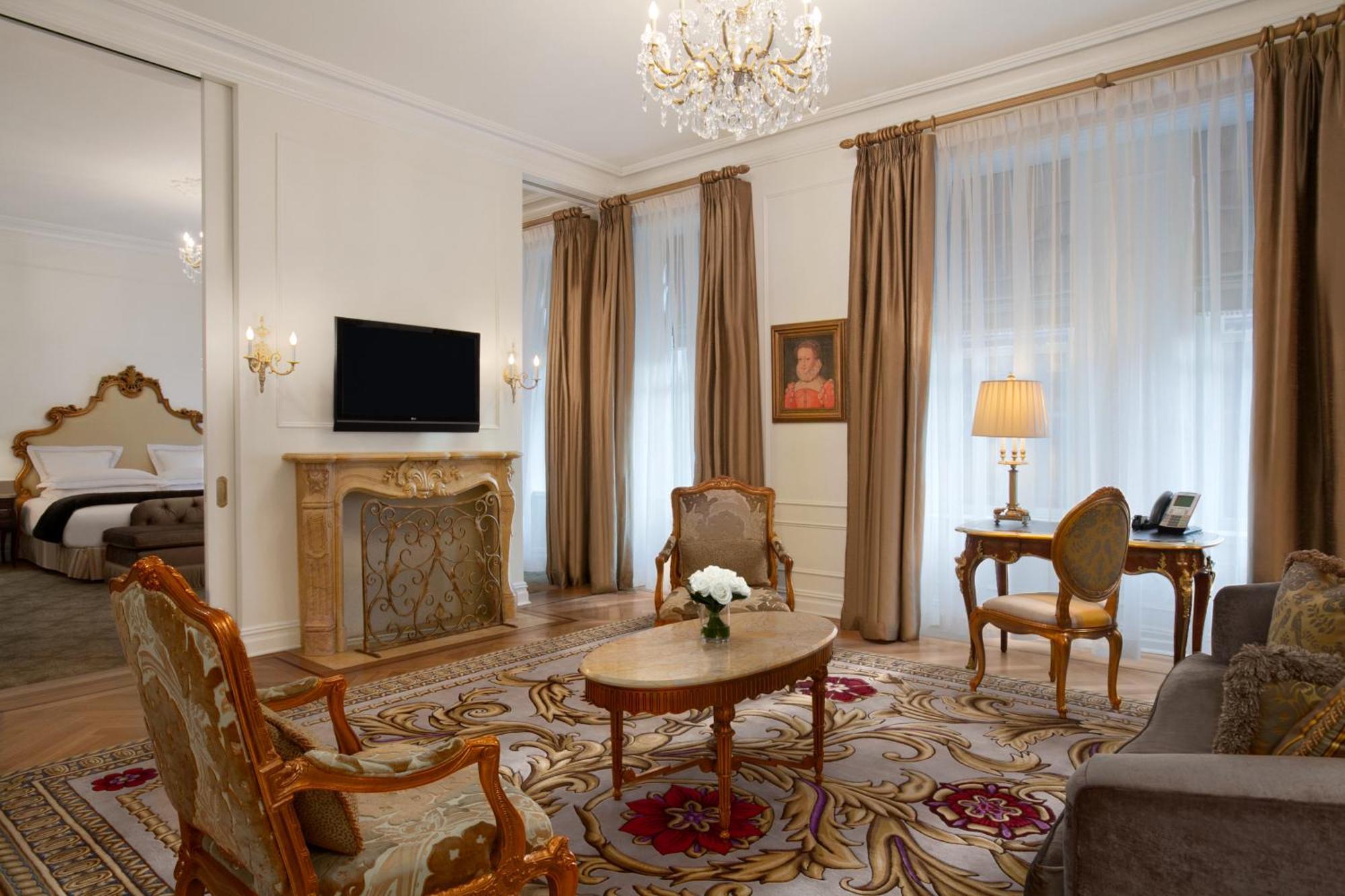 Edwardian Suite,1706696547:JPEG