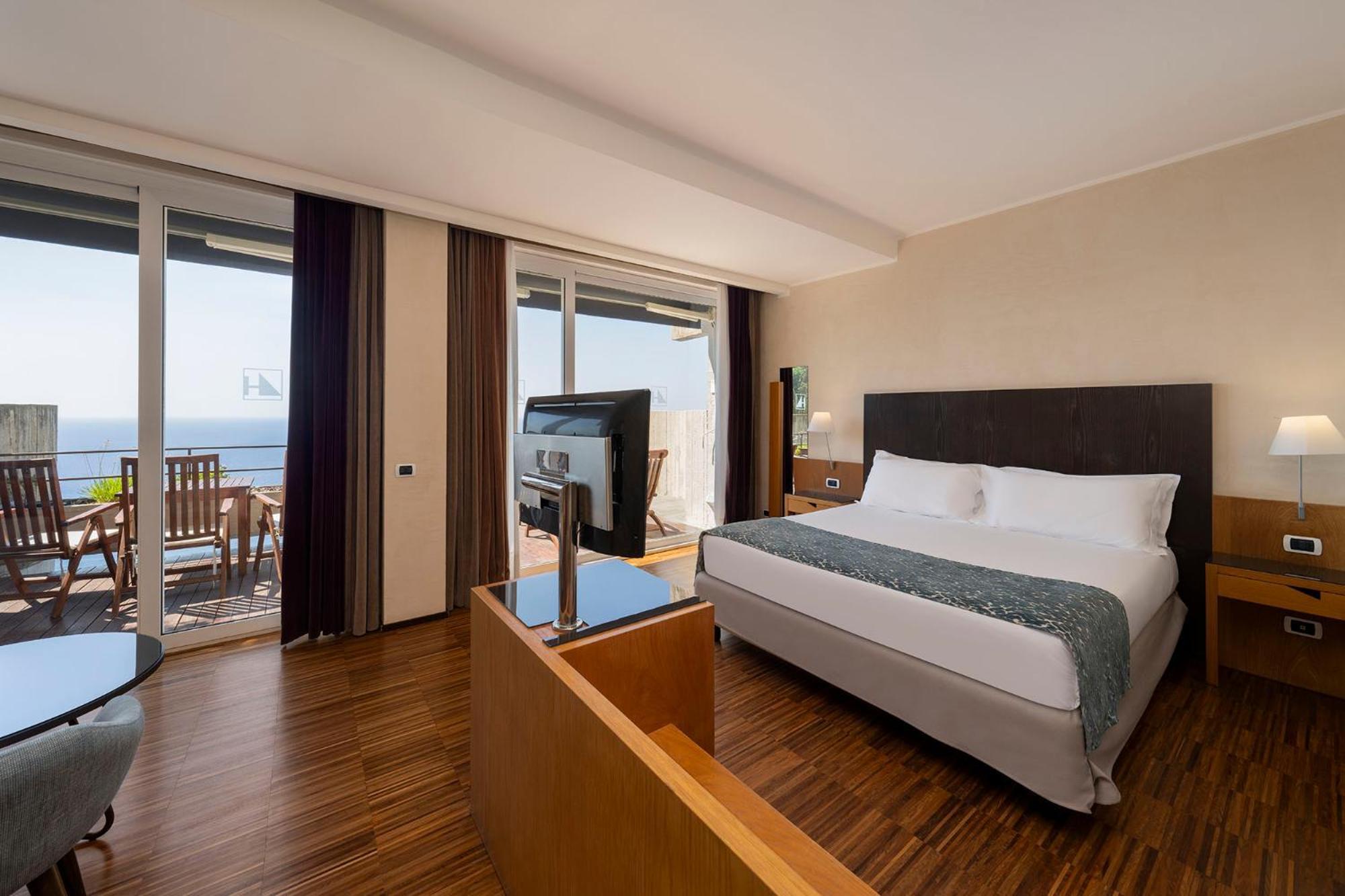 Junior Suite Terrace Premium Sea View,1706782319:JPEG