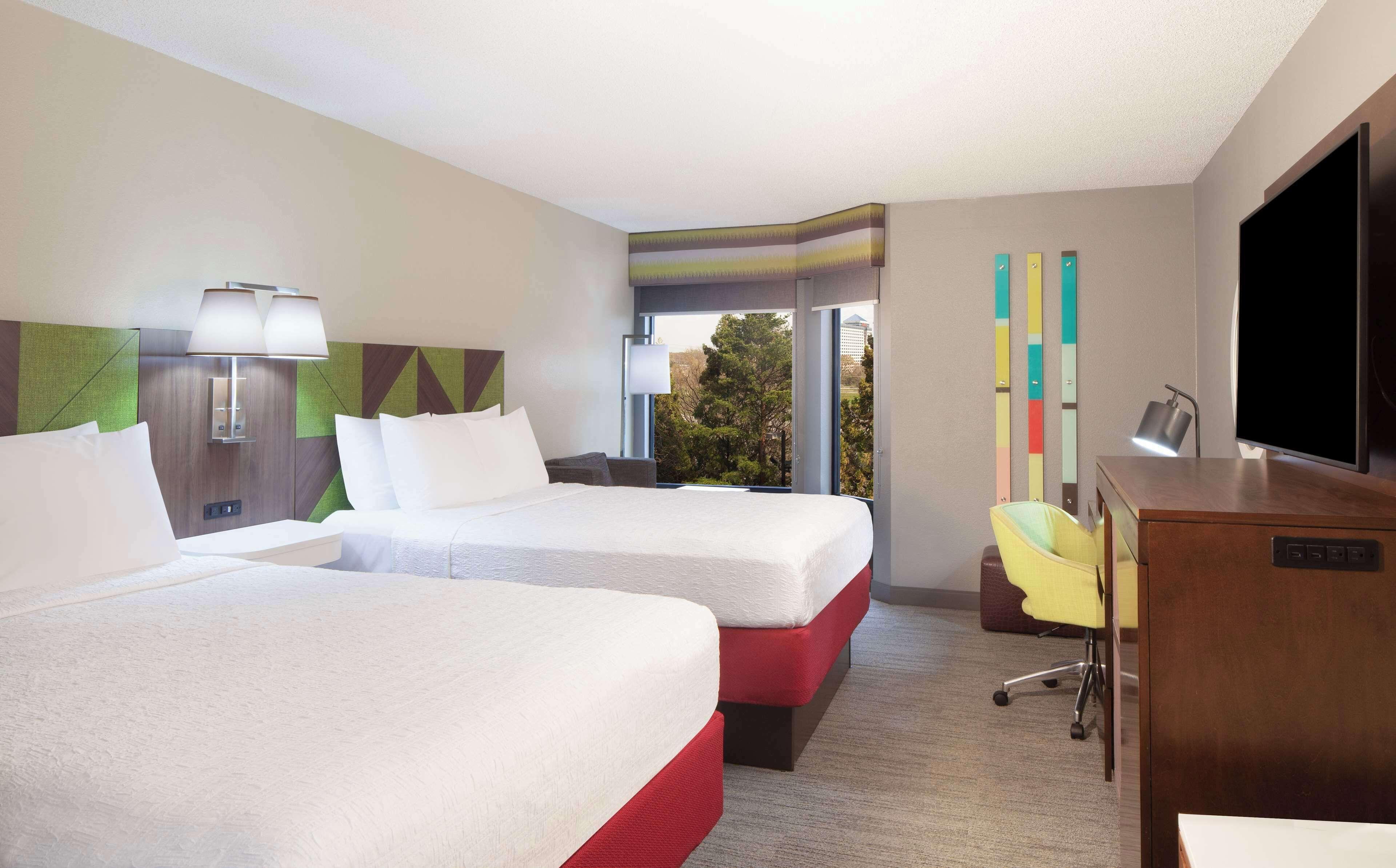 Queen Room with Two Queen Beds and Roll-In Shower - Mobility and Hearing Access/Non-Smoking