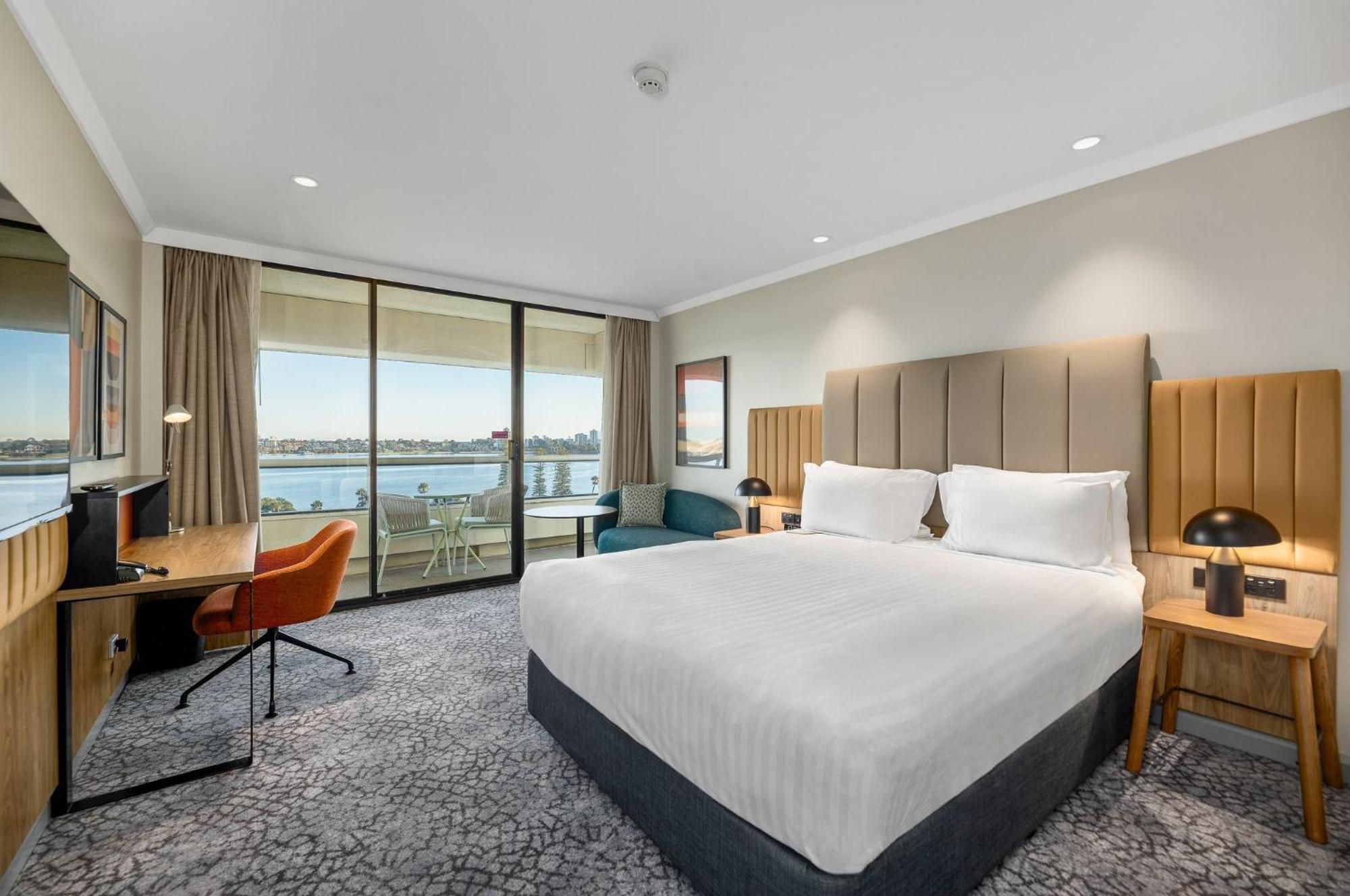 Premium Queen Room Balcony River View