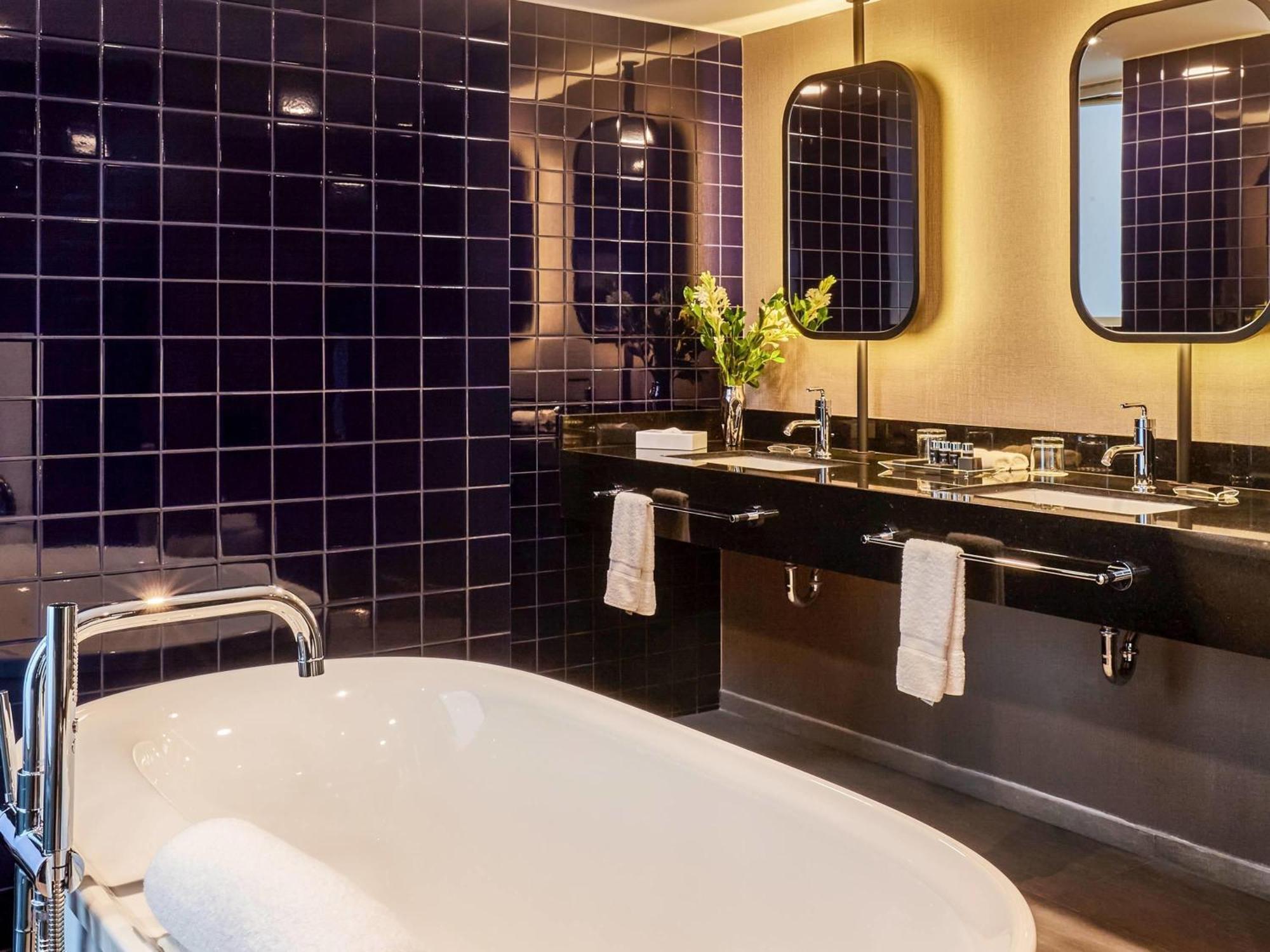 Executive King Suite