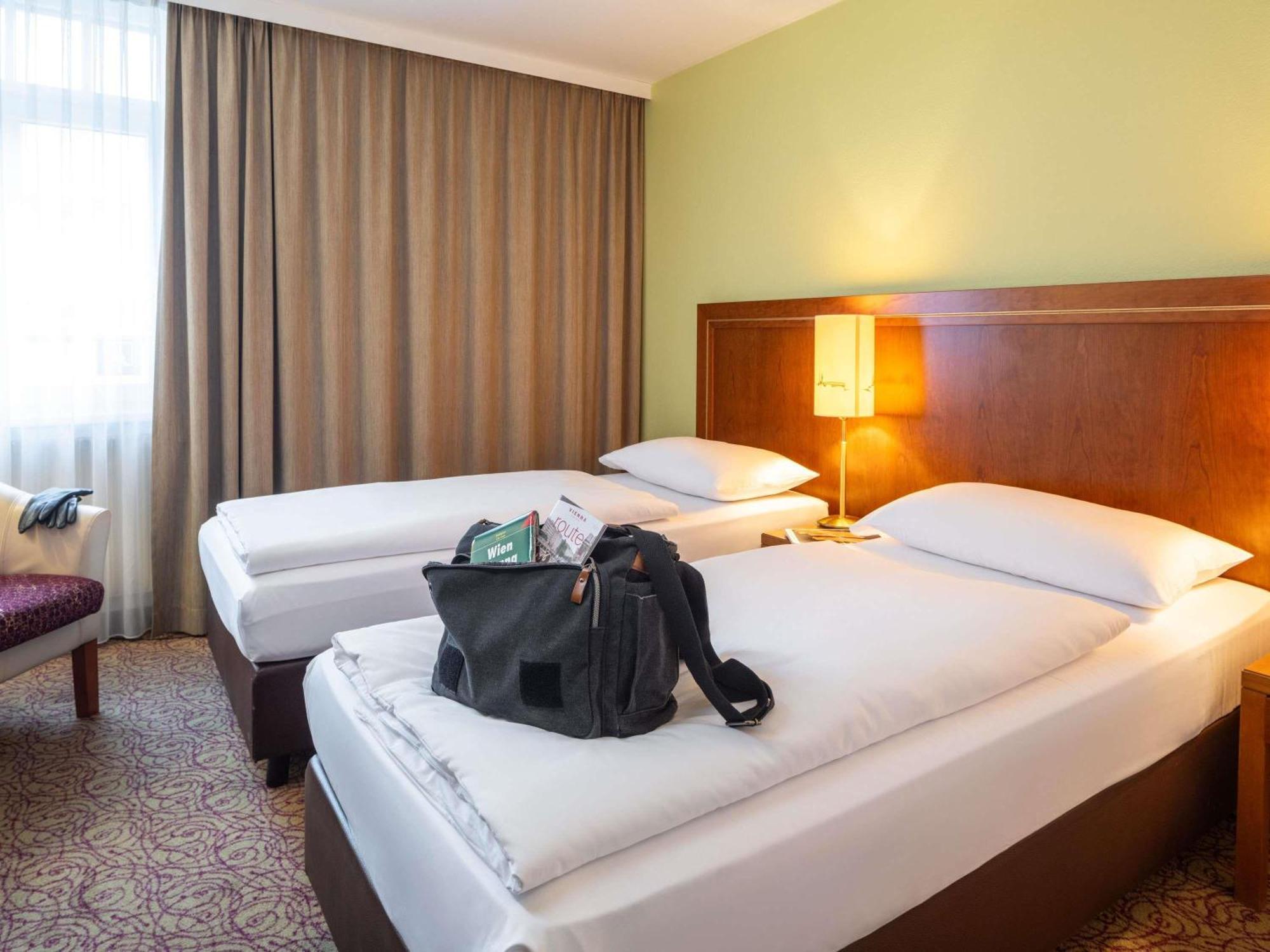 Budget Twin Room,1770816990:JPEG