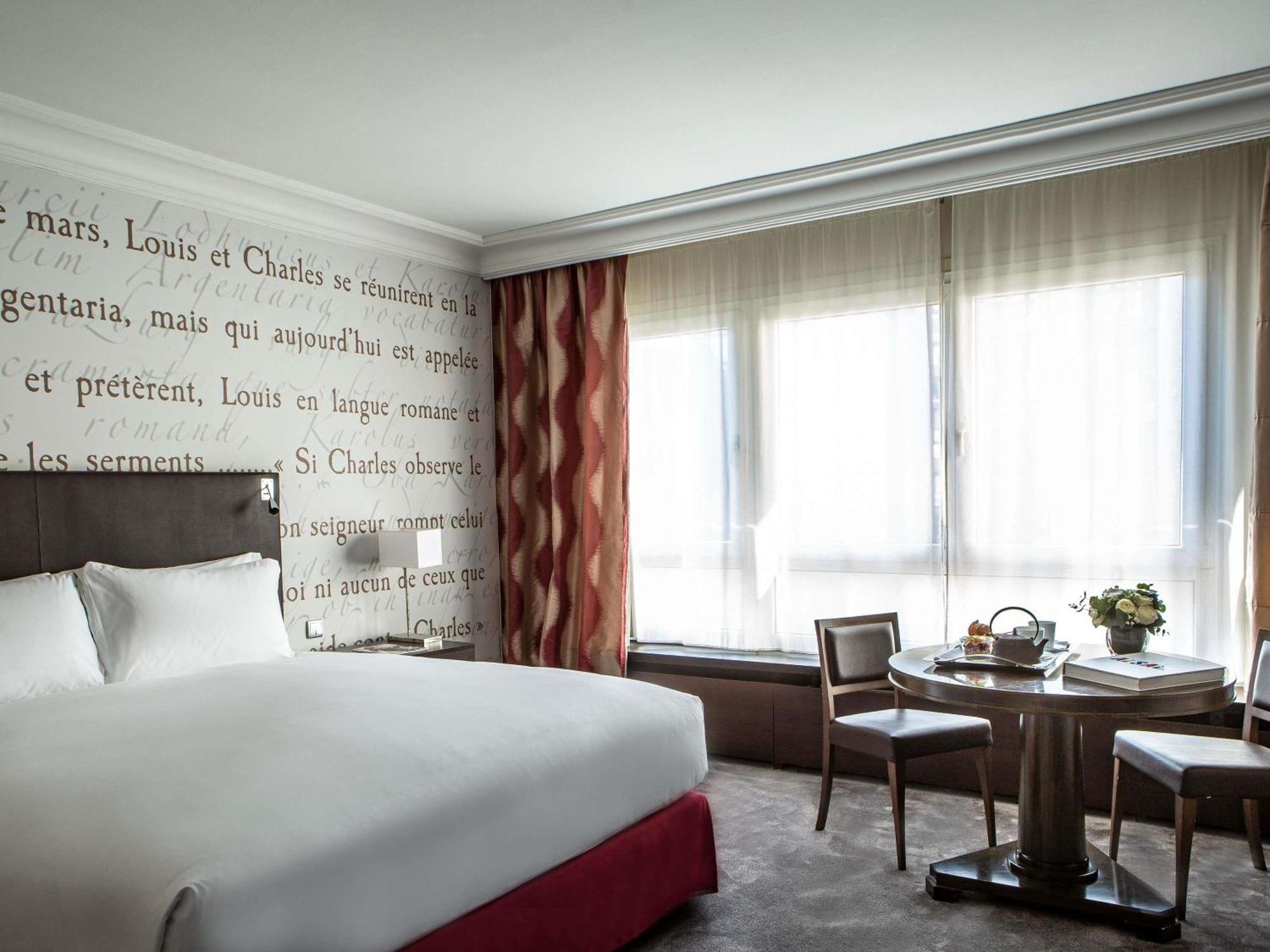 Luxury King or Twin Room with View,1716972951:JPEG