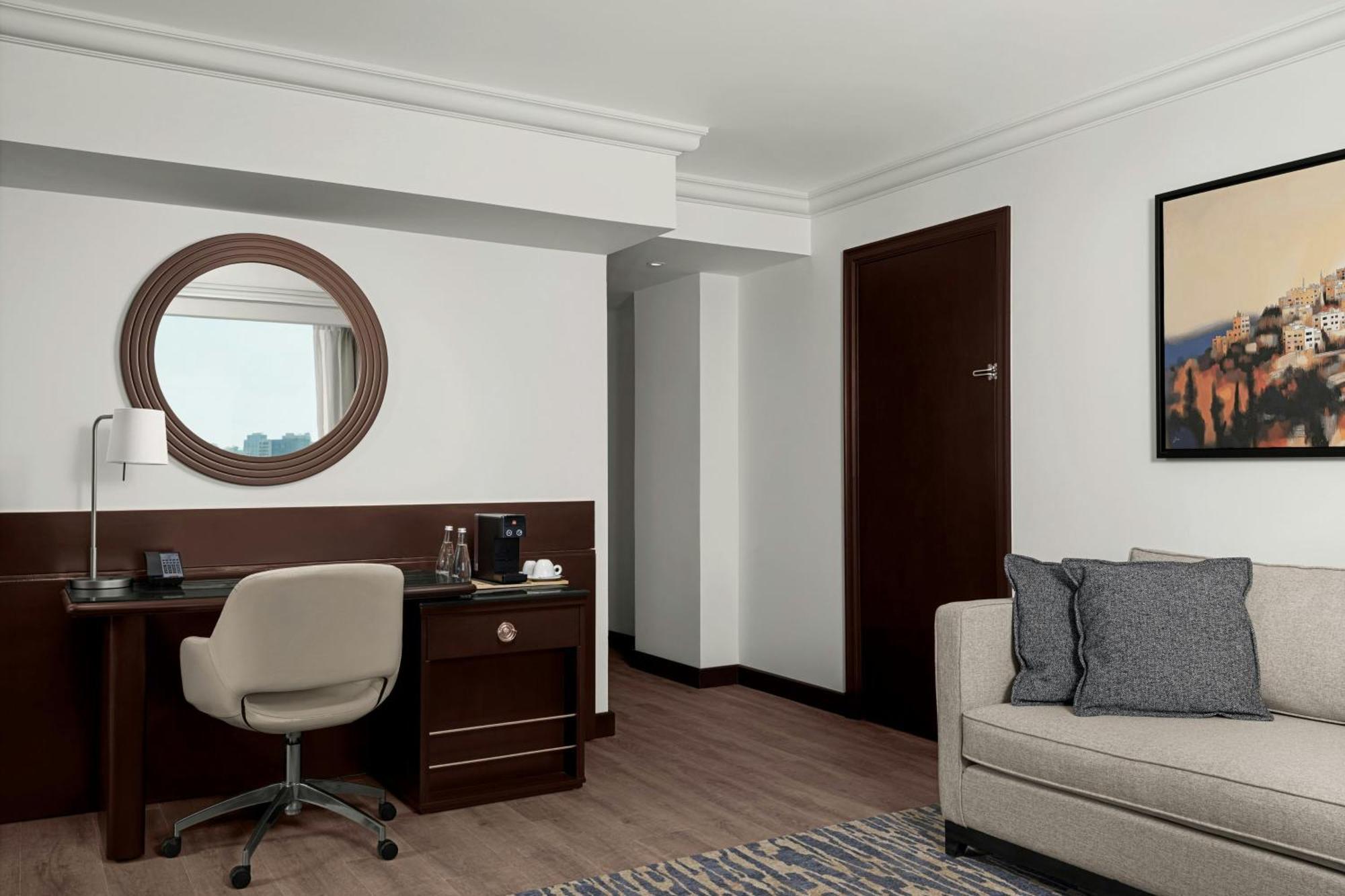 Executive Suite, 1 King
