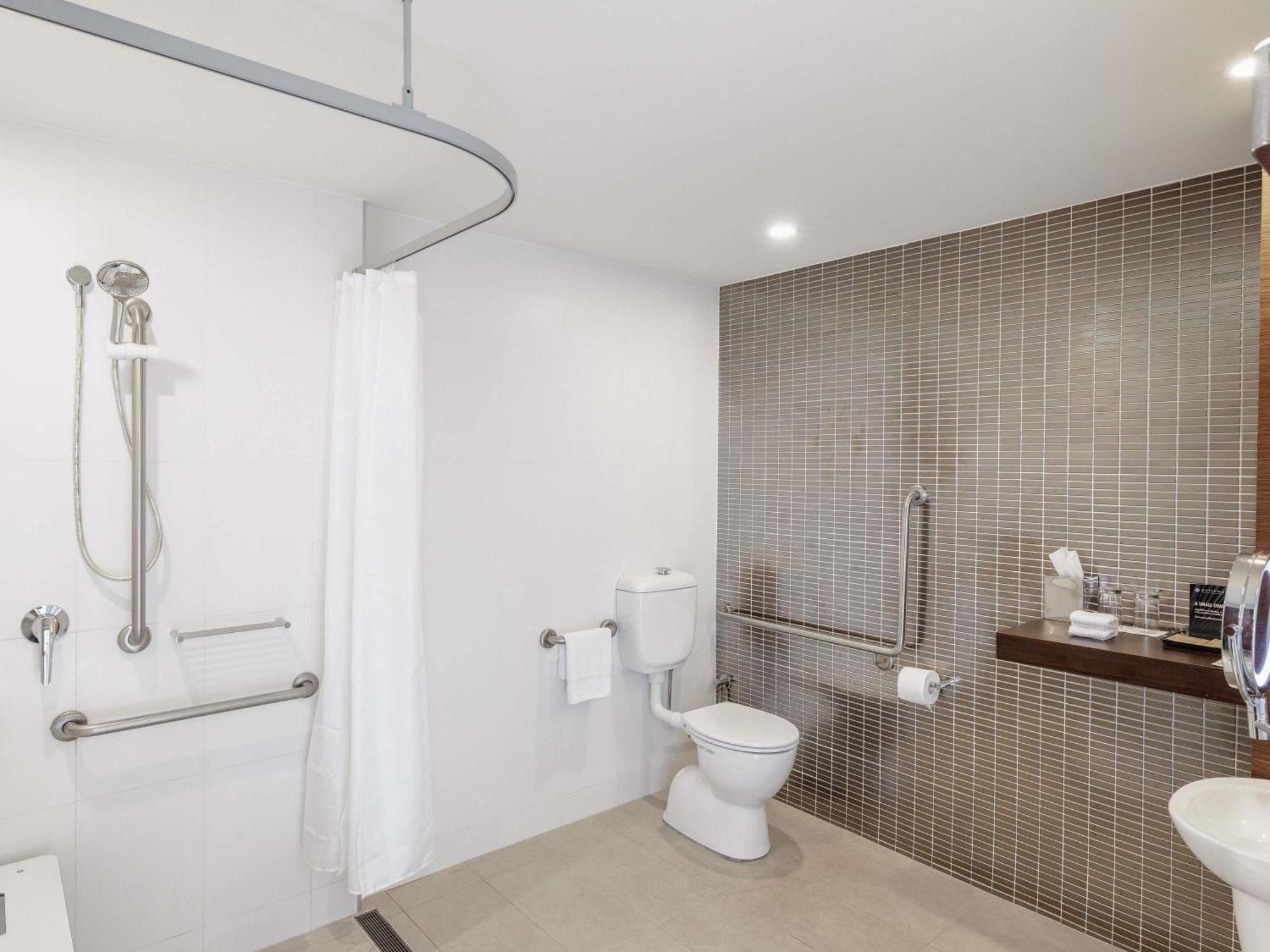 Superior King Room - Disability Access