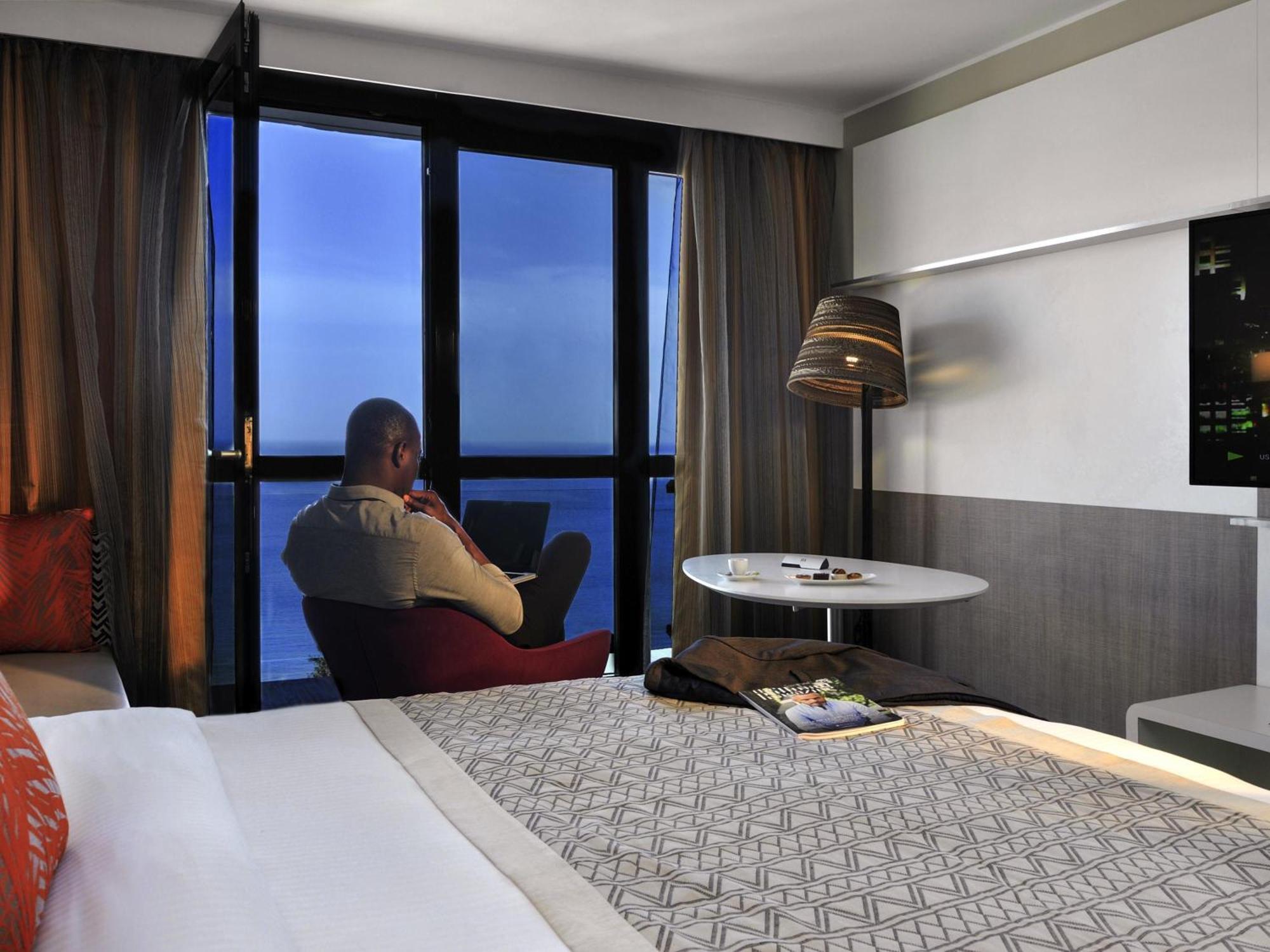 Superior King Room with Sea View