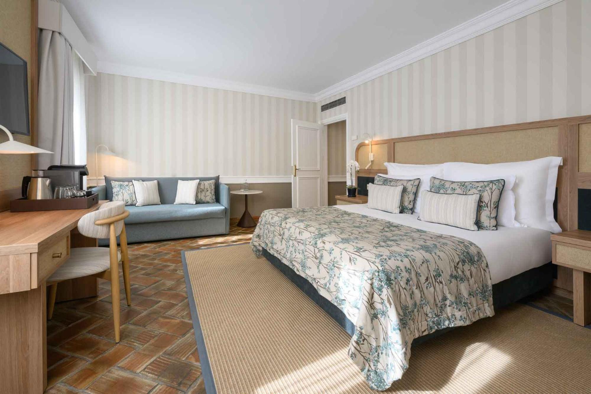 Deluxe Double or Twin Room Garden View