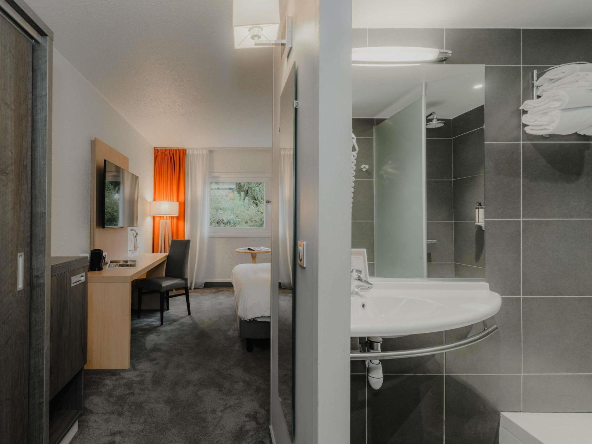 Classic Double Room,1742616257:JPEG