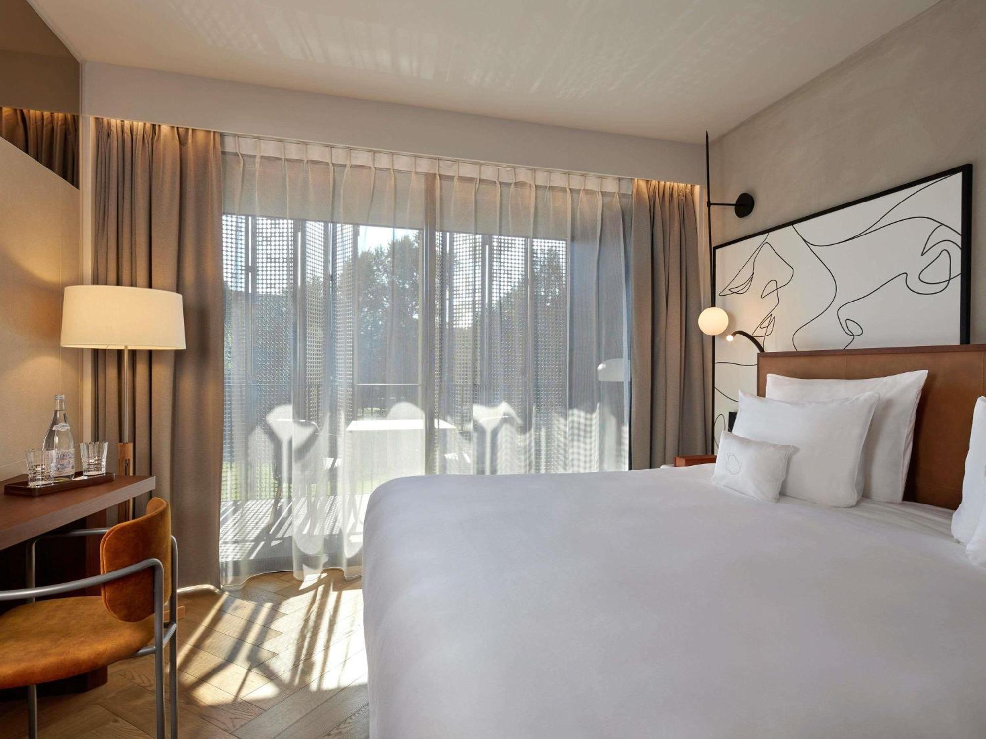 Superior King Room Balcony,1704905992:JPEG