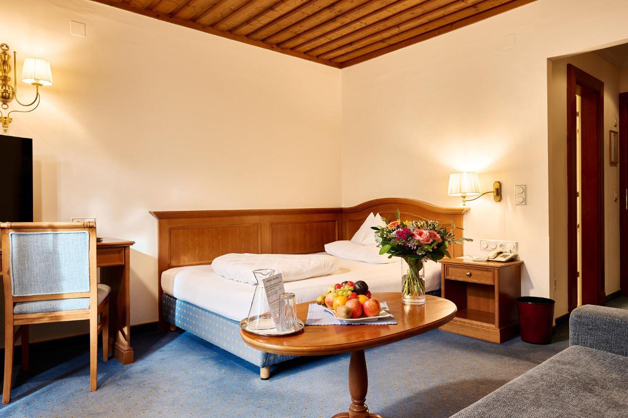 Luxury Single Room,1739381589:JPEG