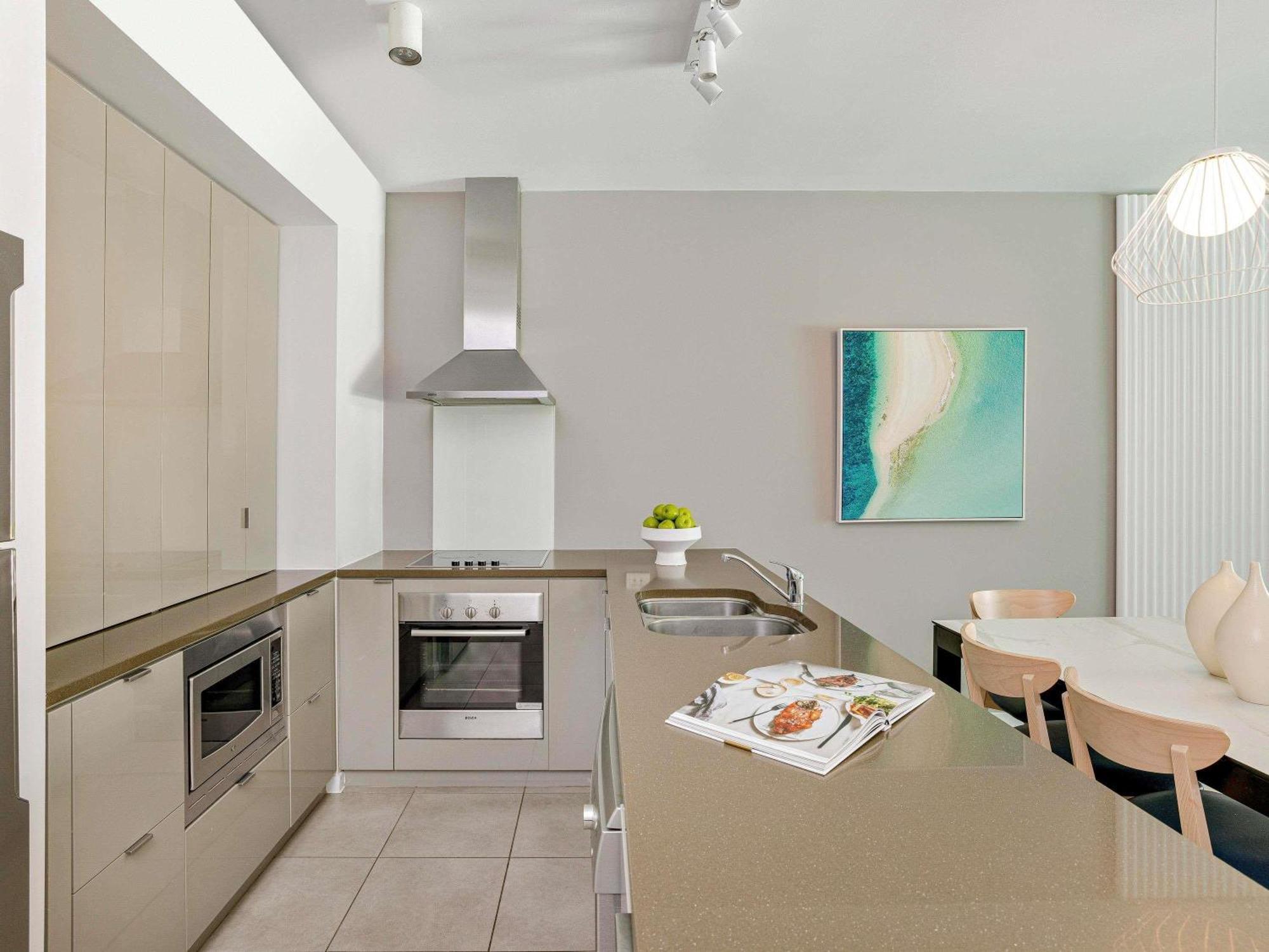 One-Bedroom Deluxe Suite