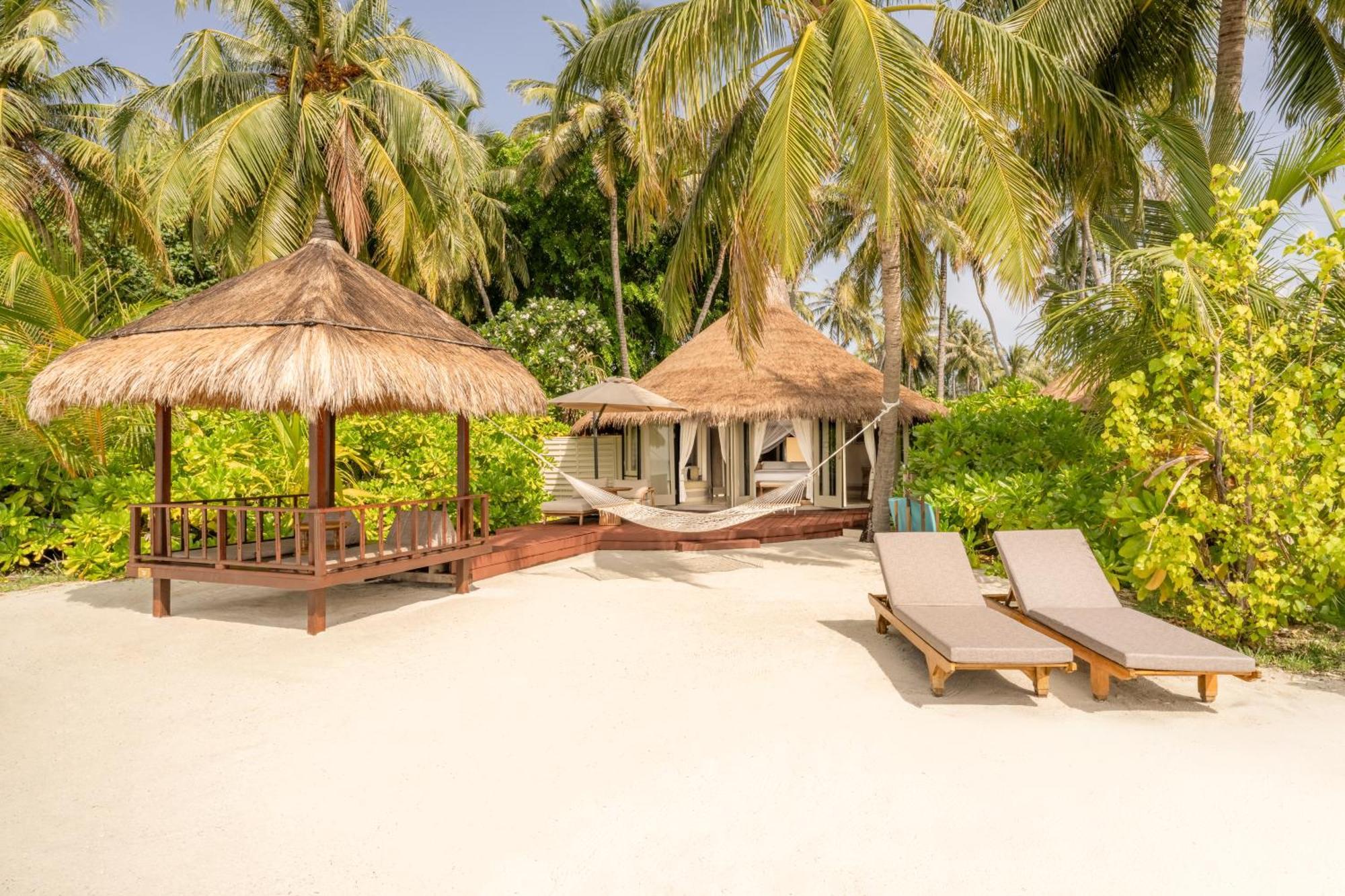 Beachfront Pool Villa