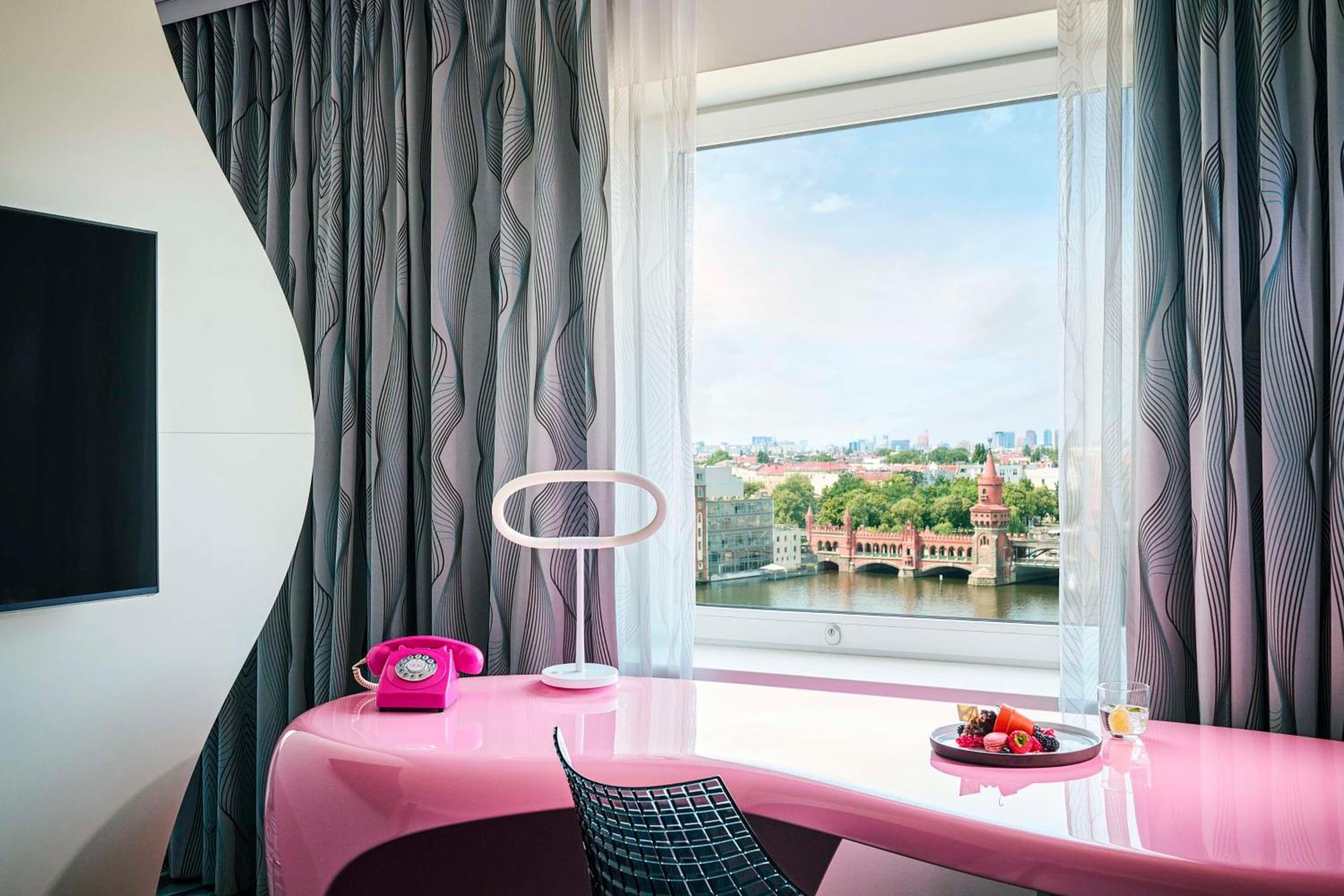 nhow Junior Suite River View