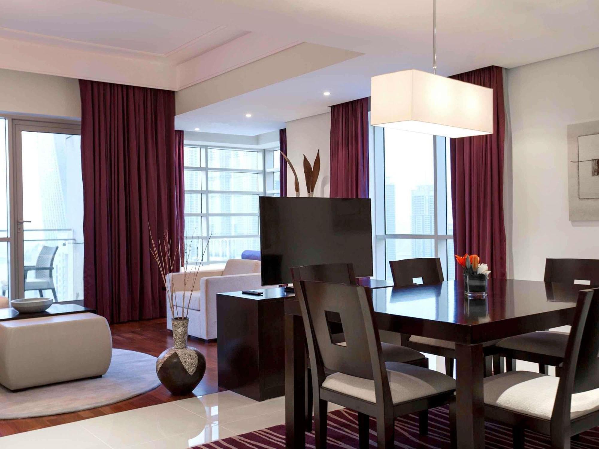 One-Bedroom Executive Suite,1742897569:JPEG